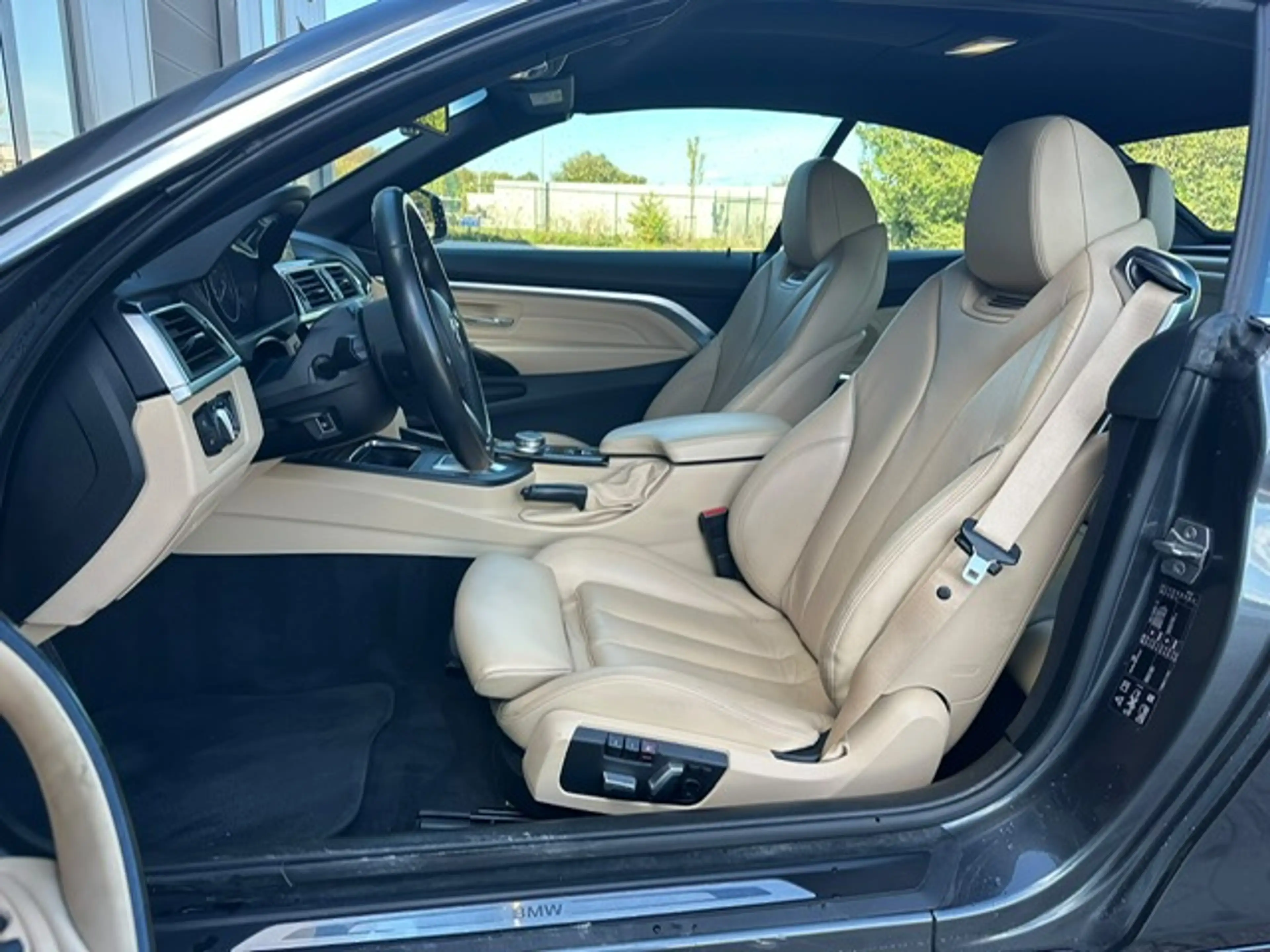 BMW 430 Cabrio 430iXAS/LUXURY LINE/NEK-STUURVERWARMING/ XDRIVE — photo 11