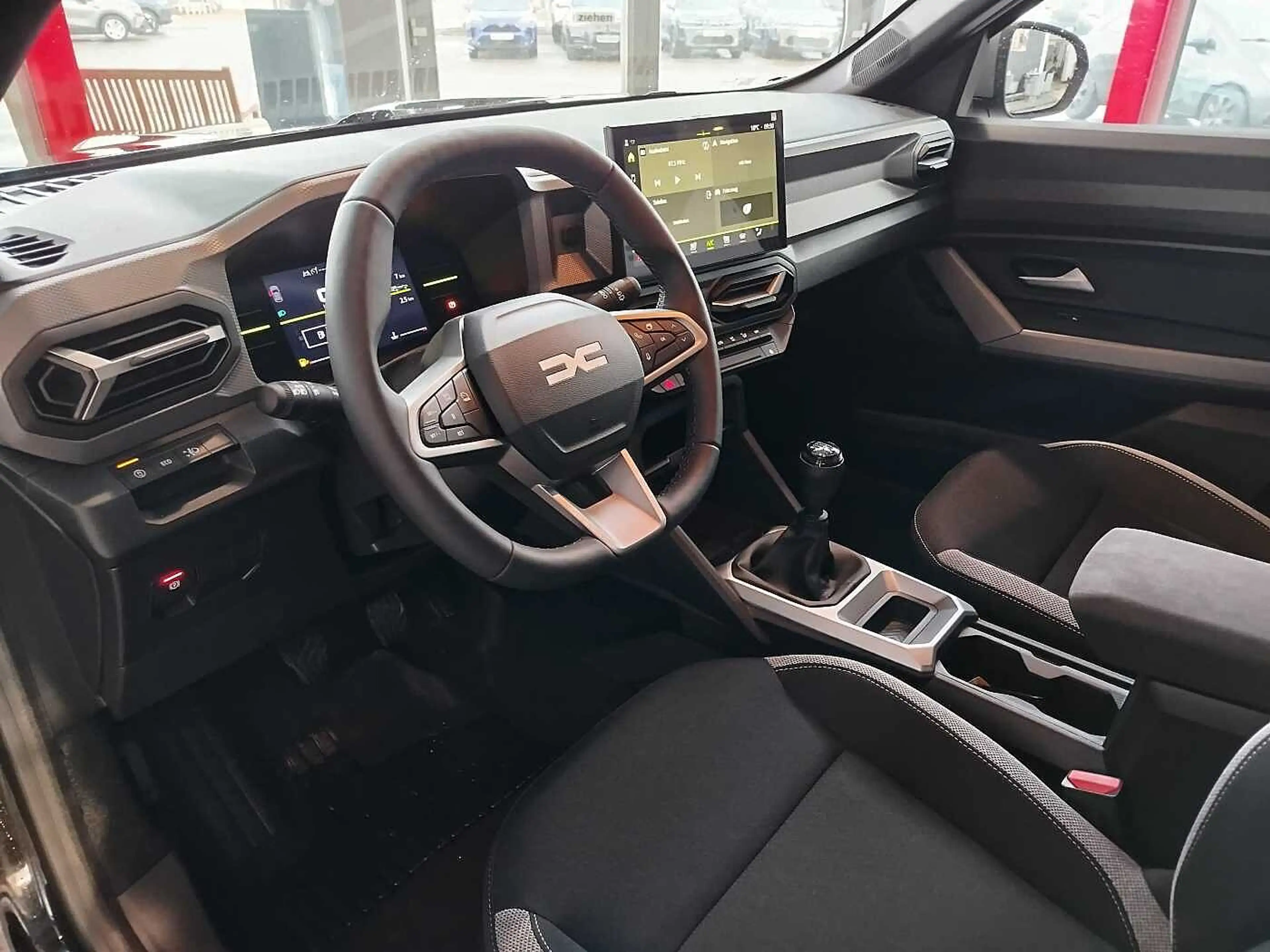 Dacia Duster Journey mild Hybrid 140 AHK/Winter+Paket — photo 8