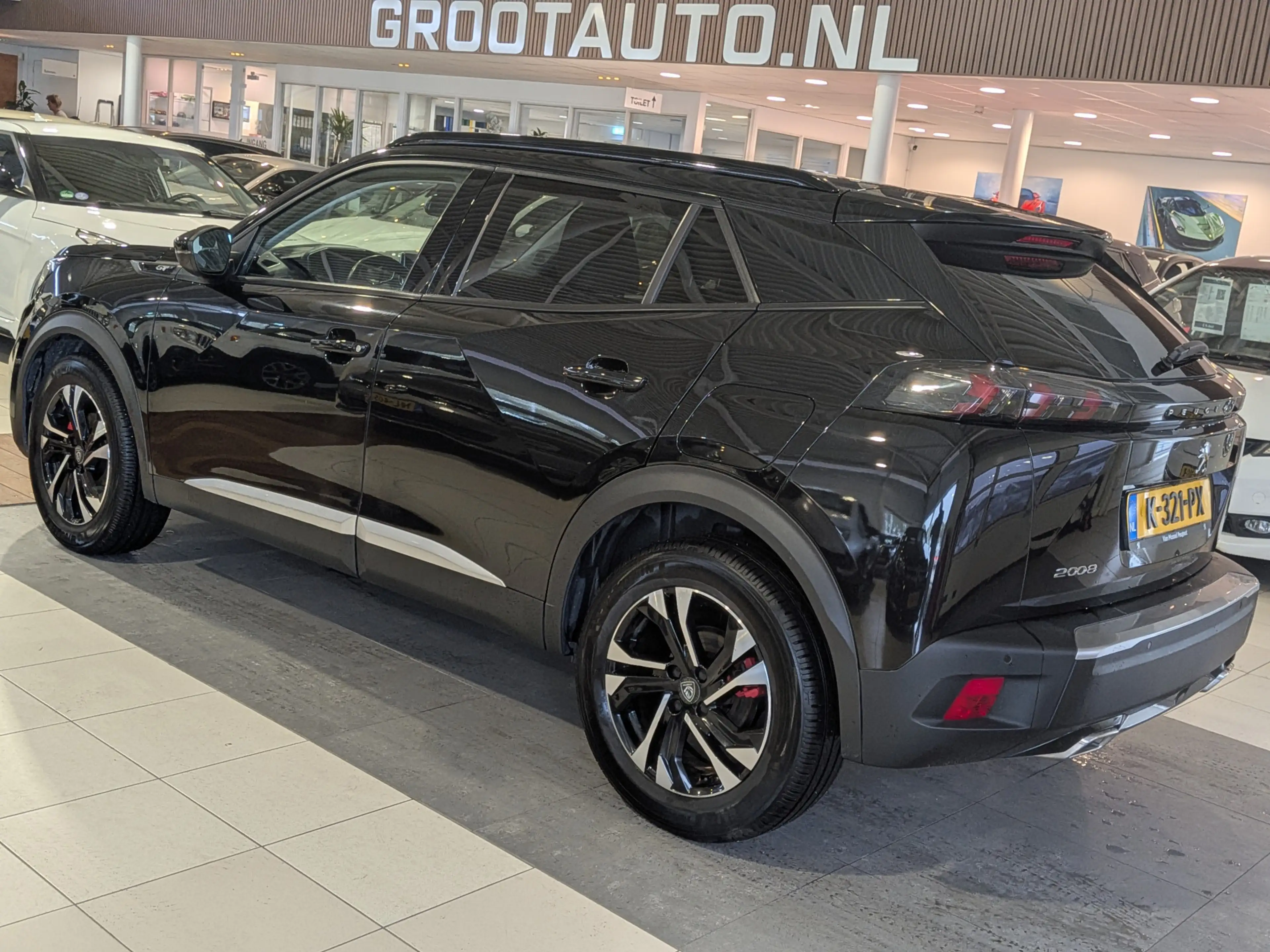 Peugeot 2008 1.2 PureTech Allure Carplay, Cruise Control, Verke — photo 3