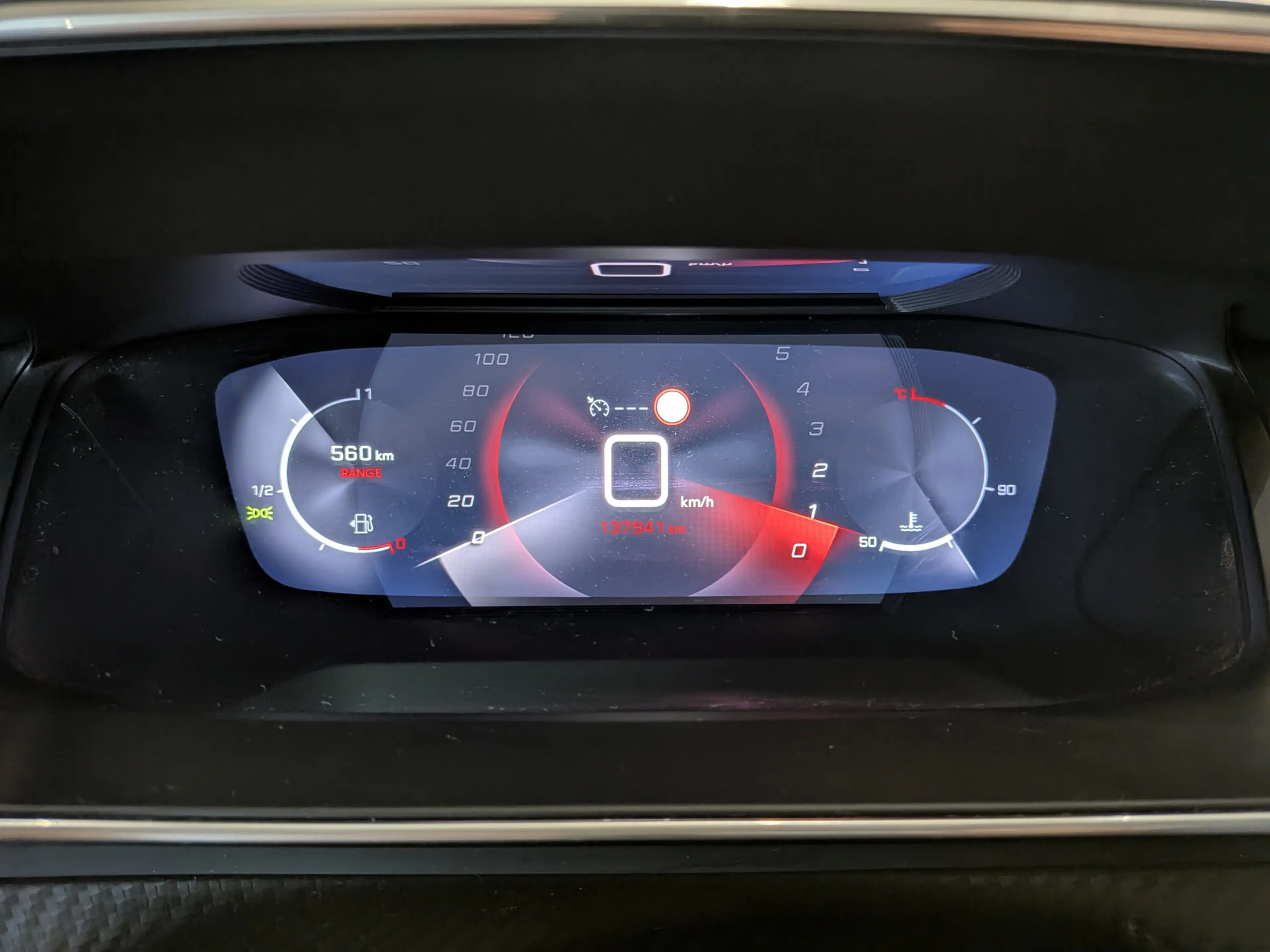 Peugeot 2008 1.2 PureTech Allure Carplay, Cruise Control, Verke — photo 11