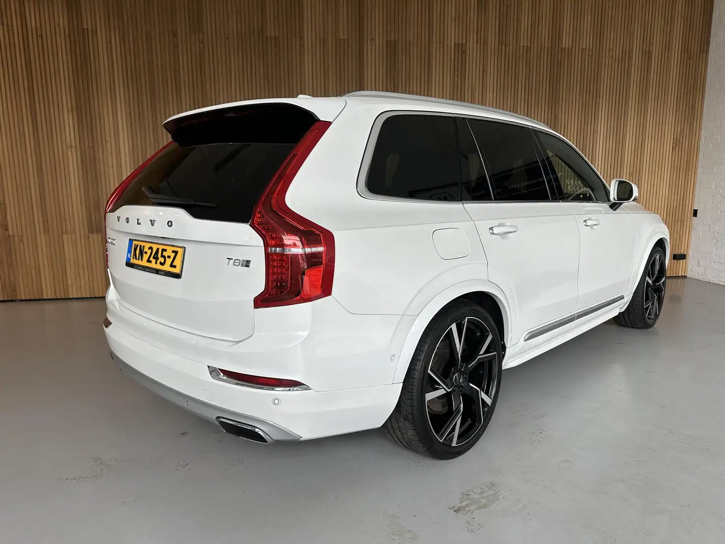 Volvo XC90 2.0 T8 Twin Engine AWD Inscription 22 inch | Panor White - 2