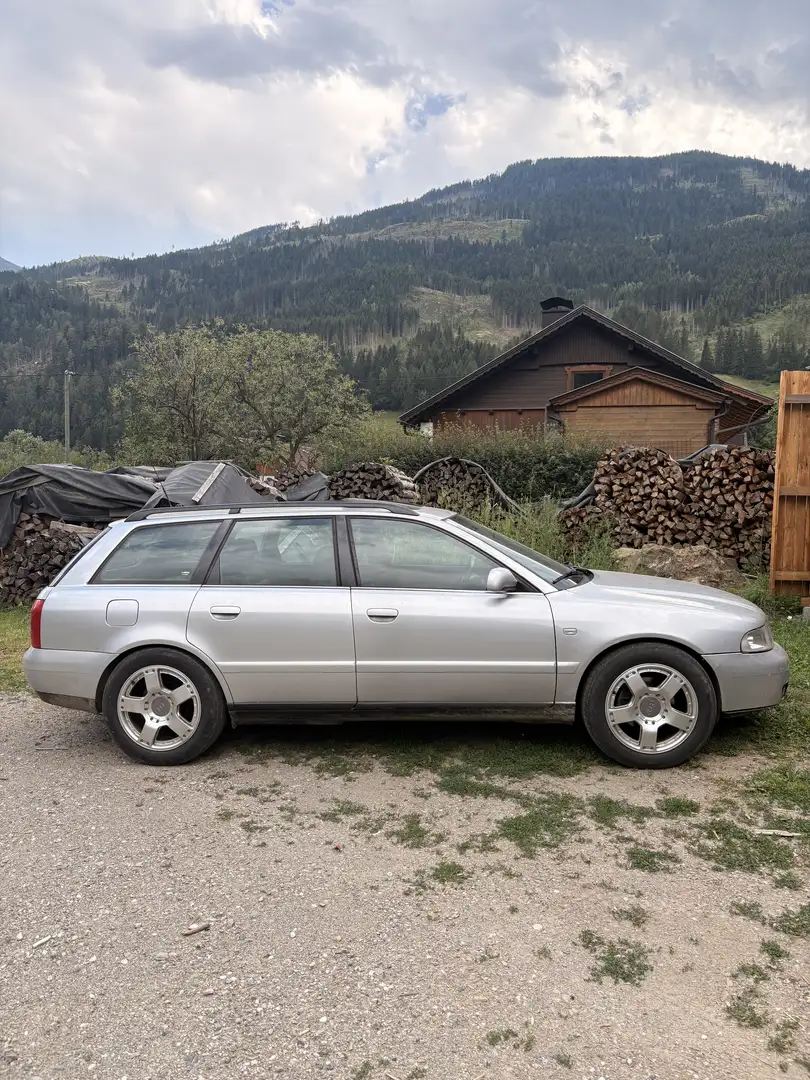 Audi A4 Avant 2.5 TDI b5 - 2