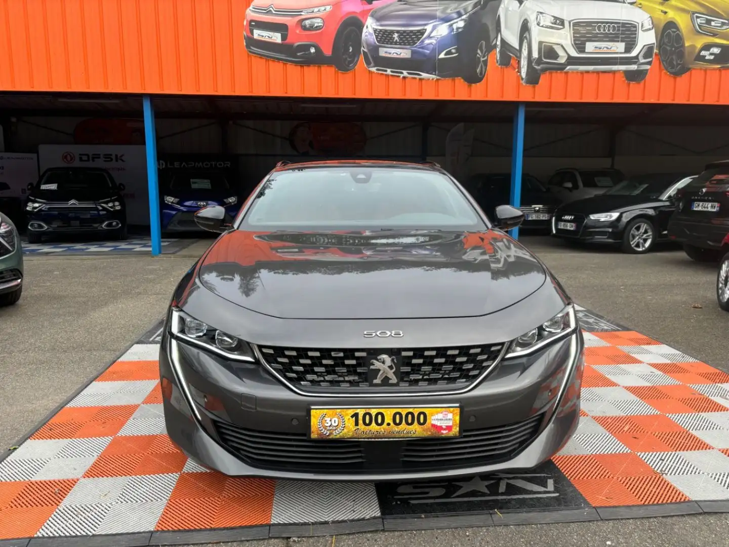 Peugeot 508 HYBRID 225 e-EAT8 GT PACK CUIR Toit Caméra 360Â° H Gris - 2