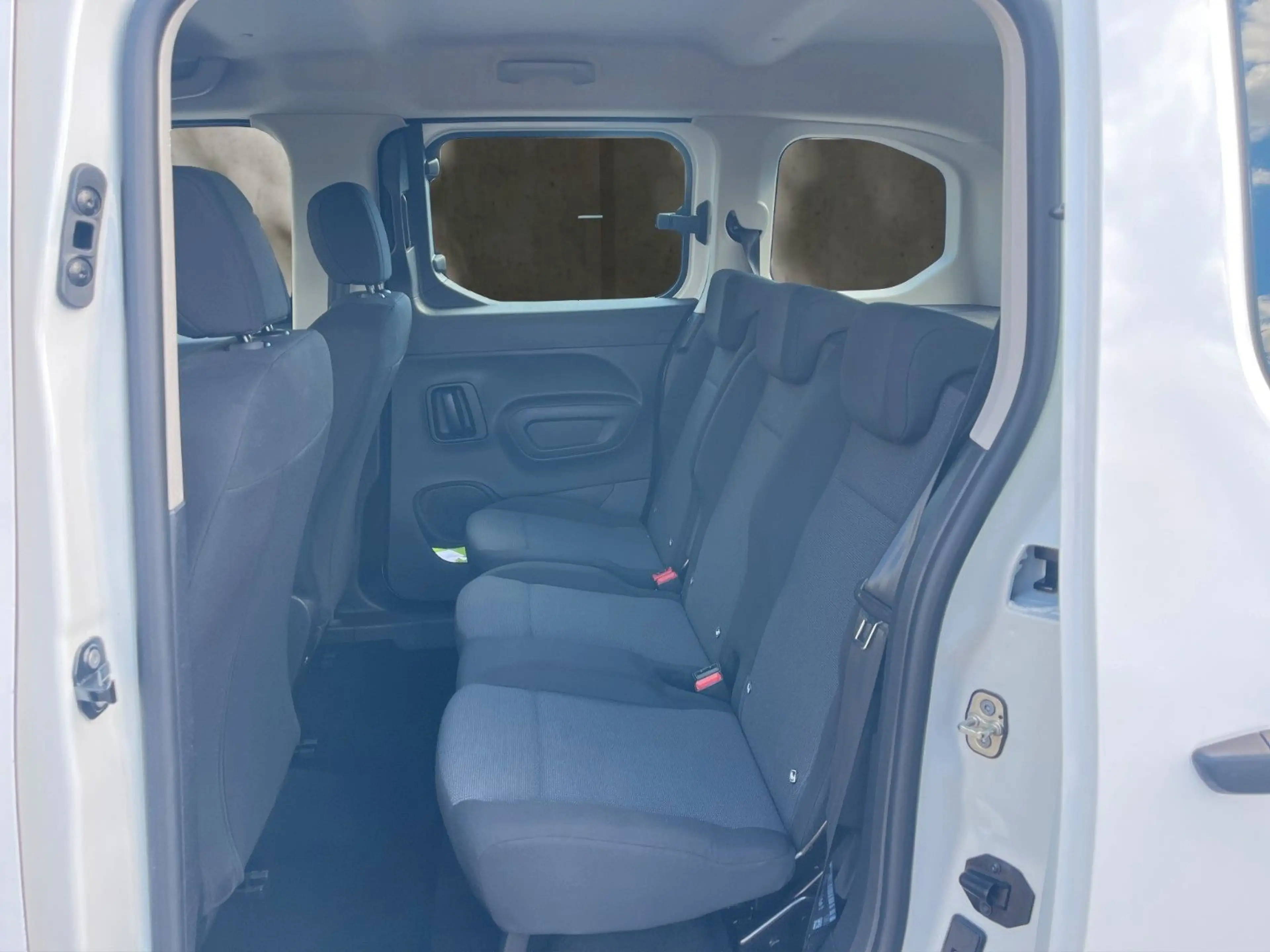 Opel Combo Life E/1.Hand/2xSchiebetür/Euro6 — photo 14