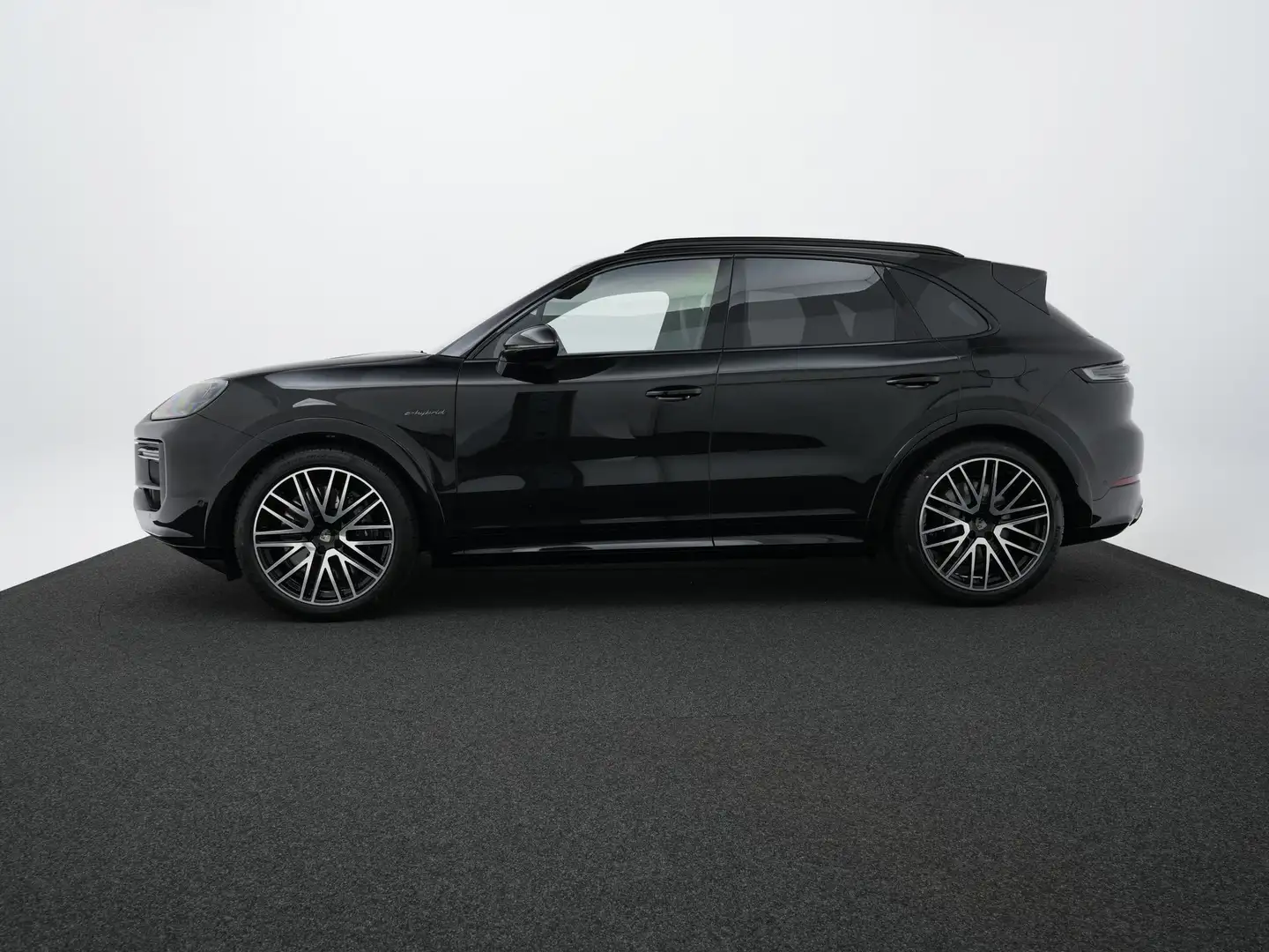 Porsche Cayenne Turbo E-Hybrid - 2