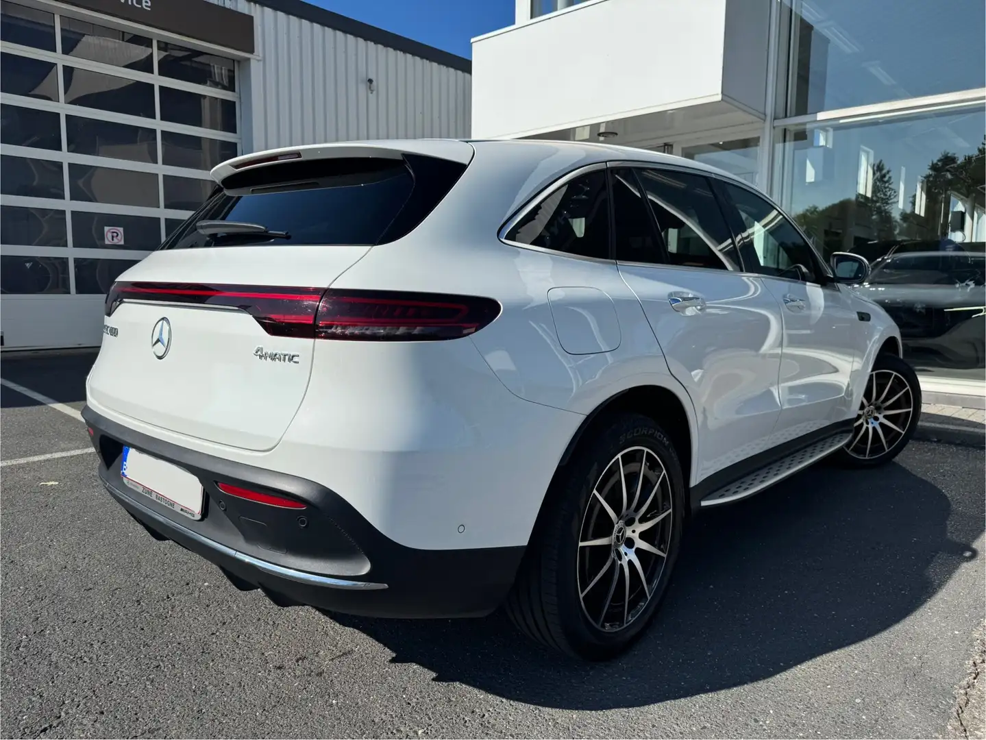 Mercedes-Benz EQC 400 EQC 80 kWh 400 4-Matic AMG Line/DEPOT CLIENT White - 2