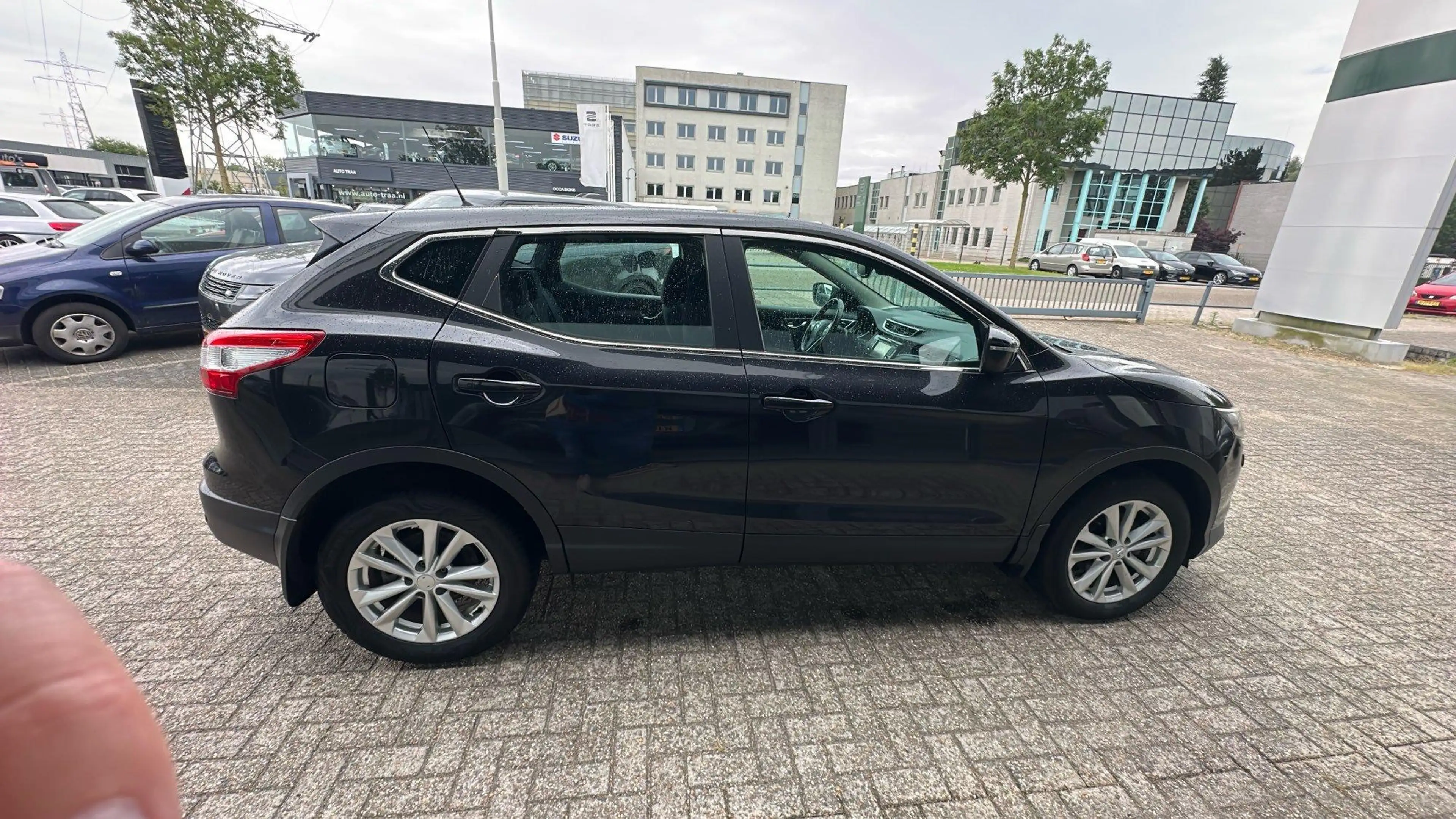 Nissan Qashqai 1.2 N-Connecta / Automaat / Navi / Camera — photo 12