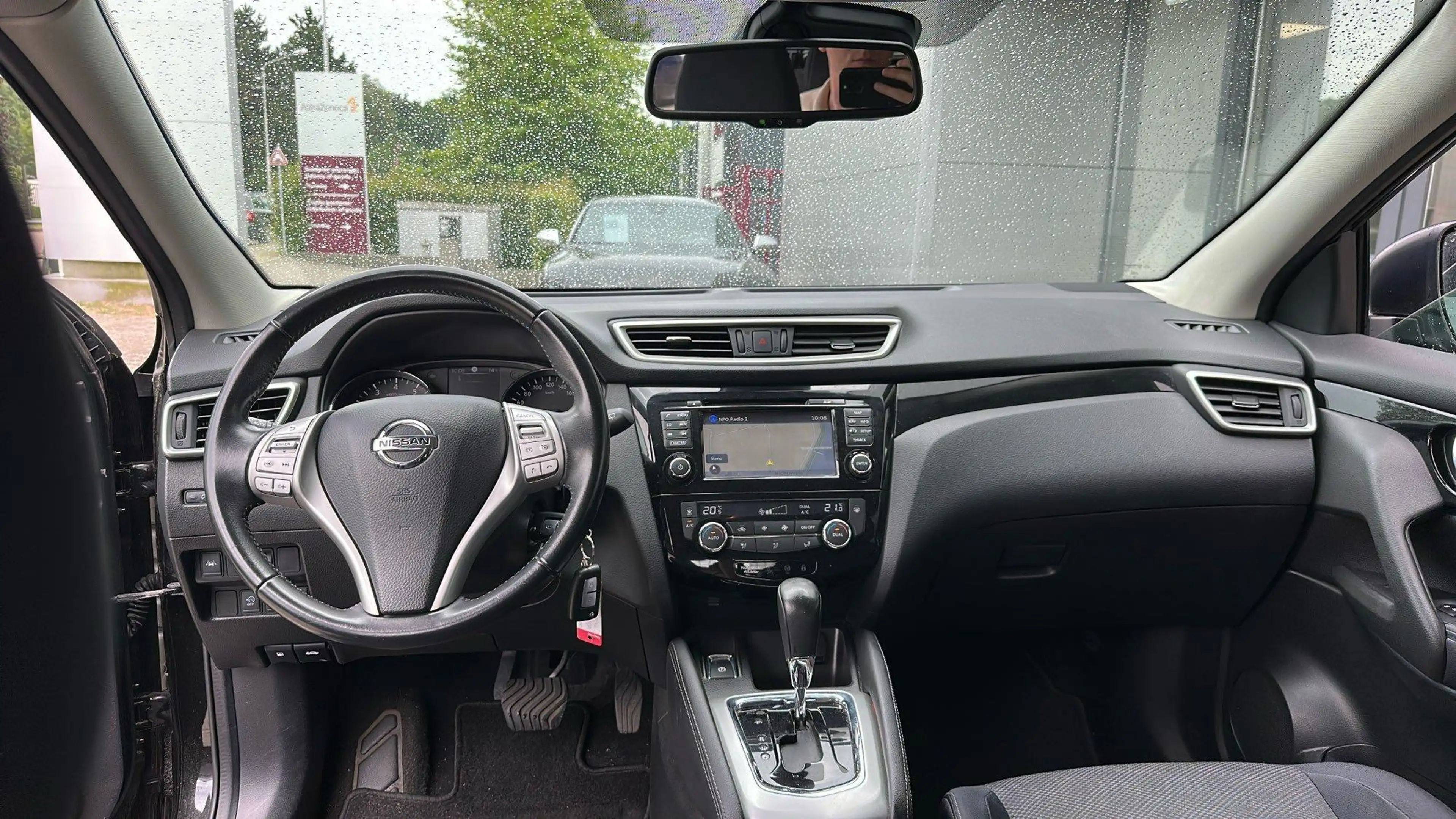 Nissan Qashqai 1.2 N-Connecta / Automaat / Navi / Camera — photo 8