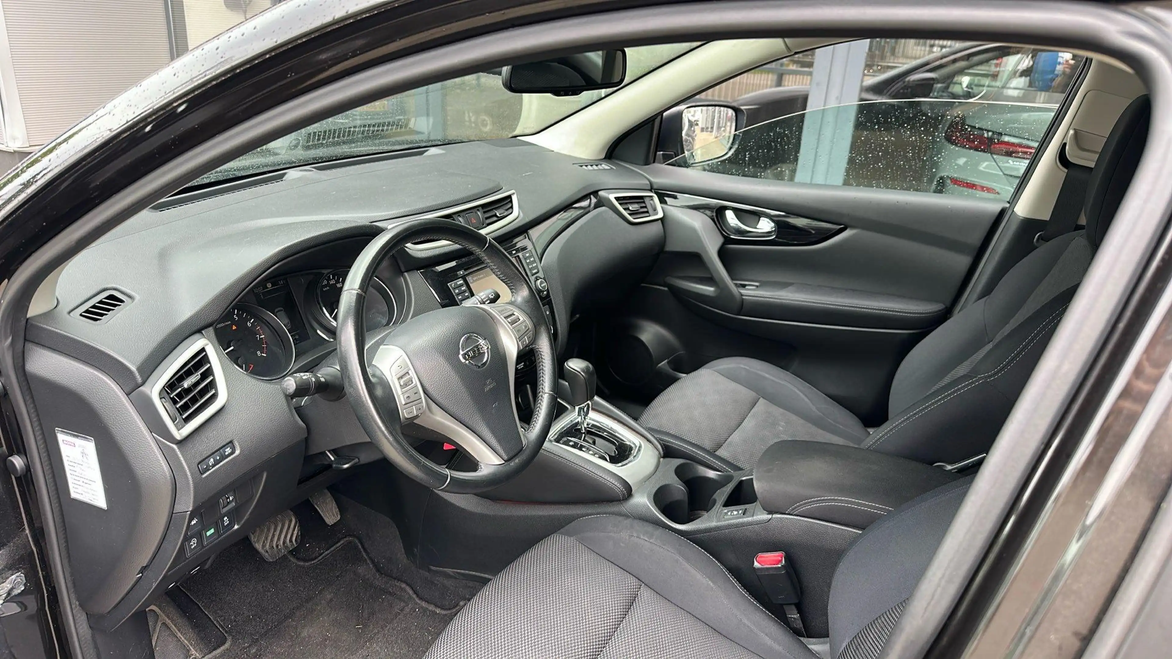 Nissan Qashqai 1.2 N-Connecta / Automaat / Navi / Camera — photo 3