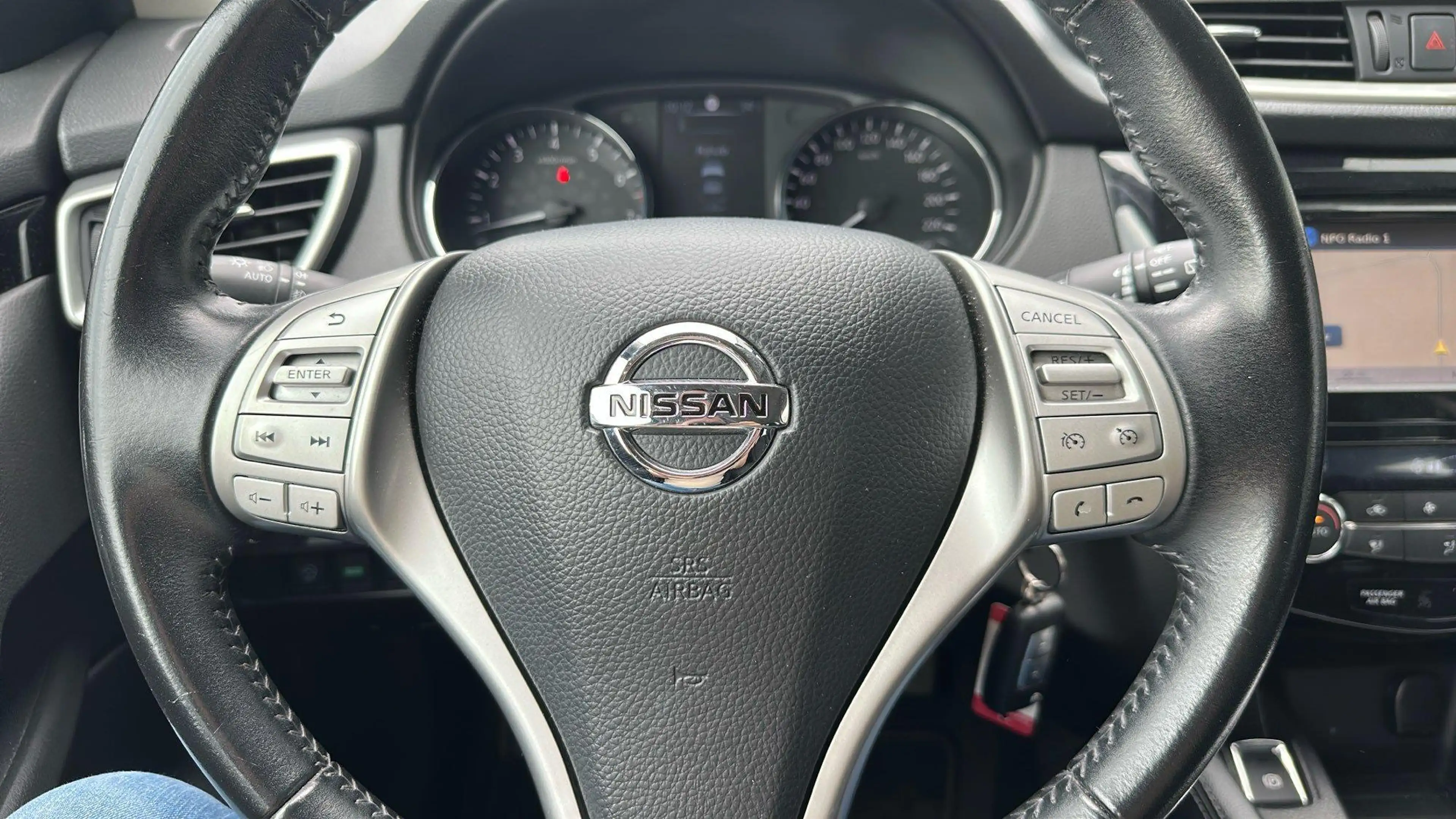 Nissan Qashqai 1.2 N-Connecta / Automaat / Navi / Camera — photo 16