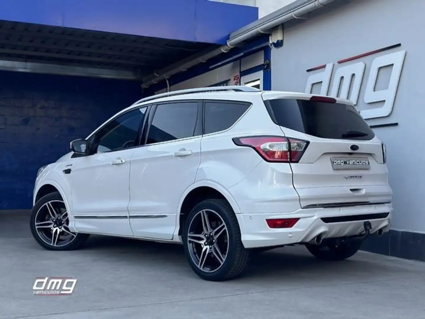 Ford Kuga Vignale 2.0 TDCi Auto-Start-Stop 110 kW (150 CV) 4 Blanco - 2