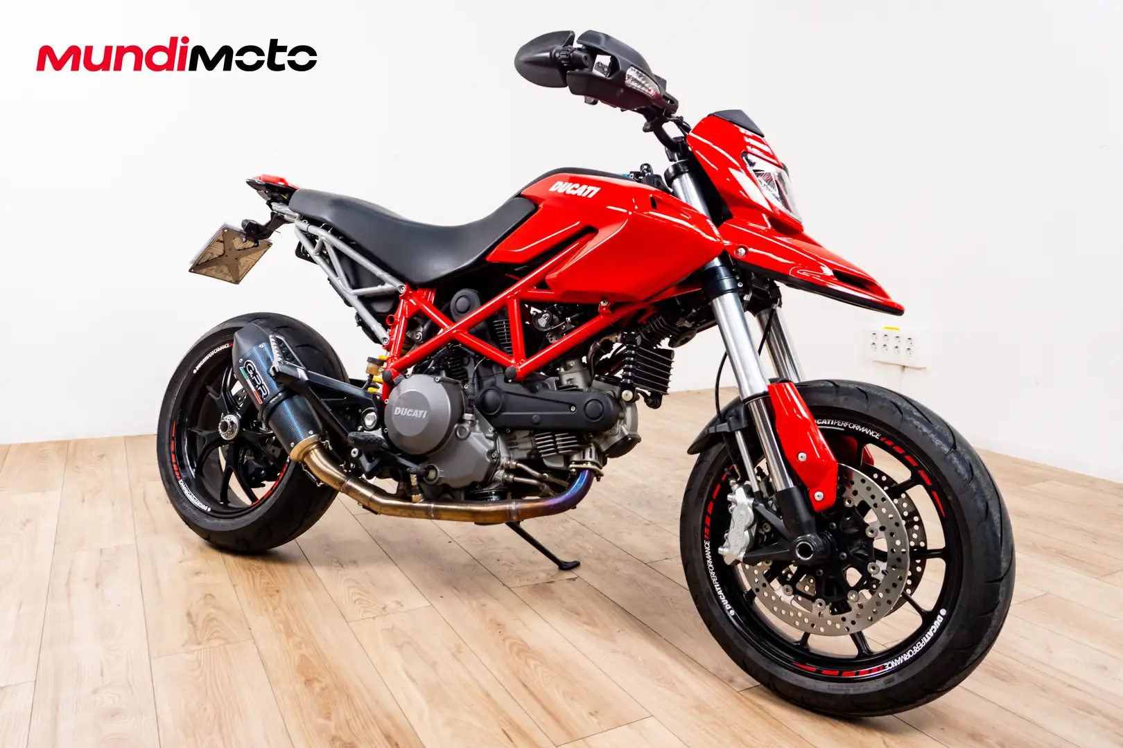 Ducati Hypermotard 796 - 2