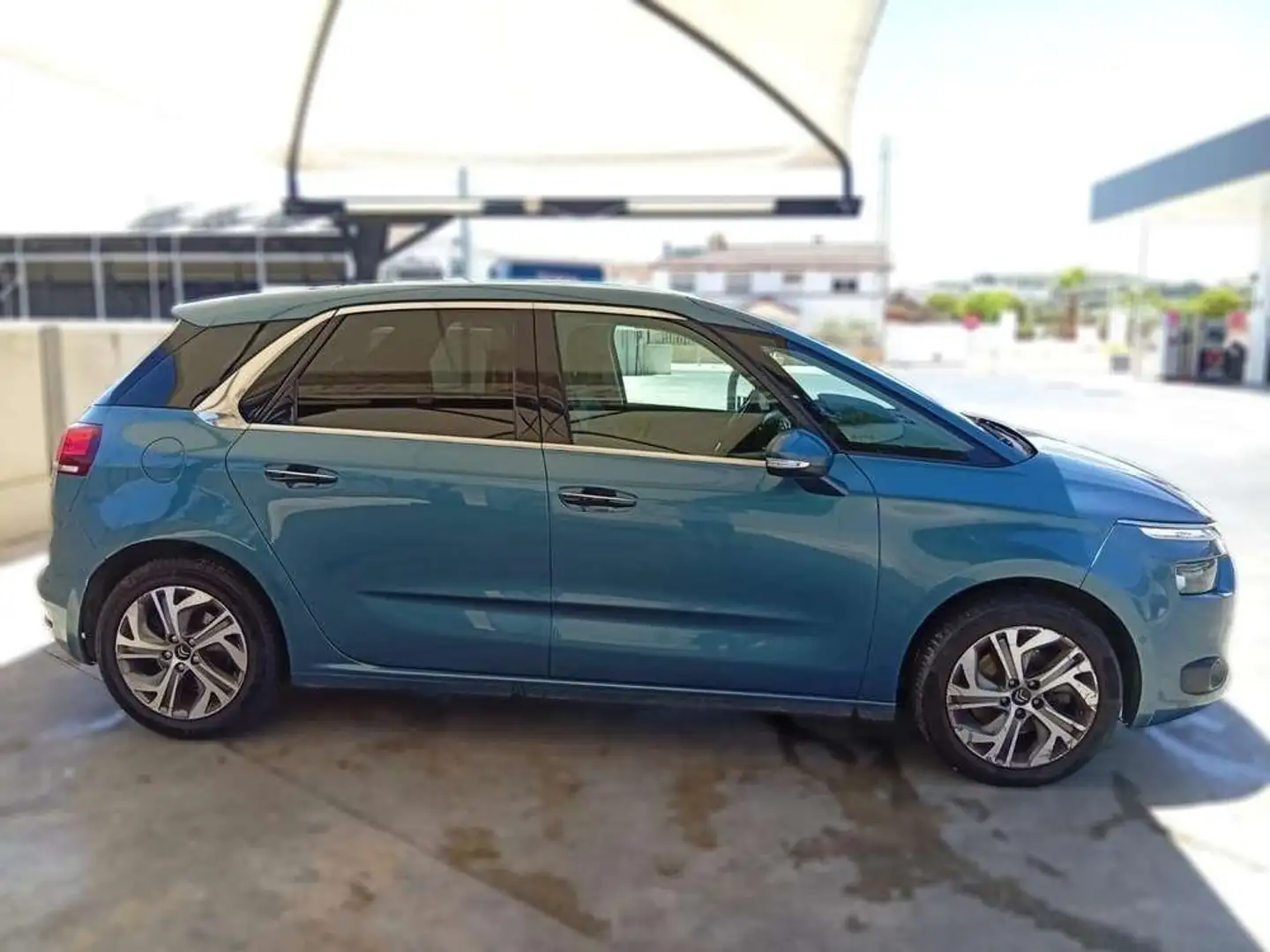 Citroen C4 BlueHDi 150cv Exclusive Verde - 2