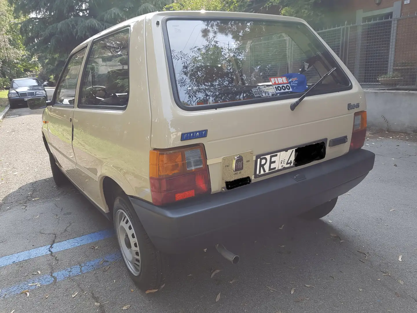 Fiat Uno 3p 1.0 45cv Бежевий - 2