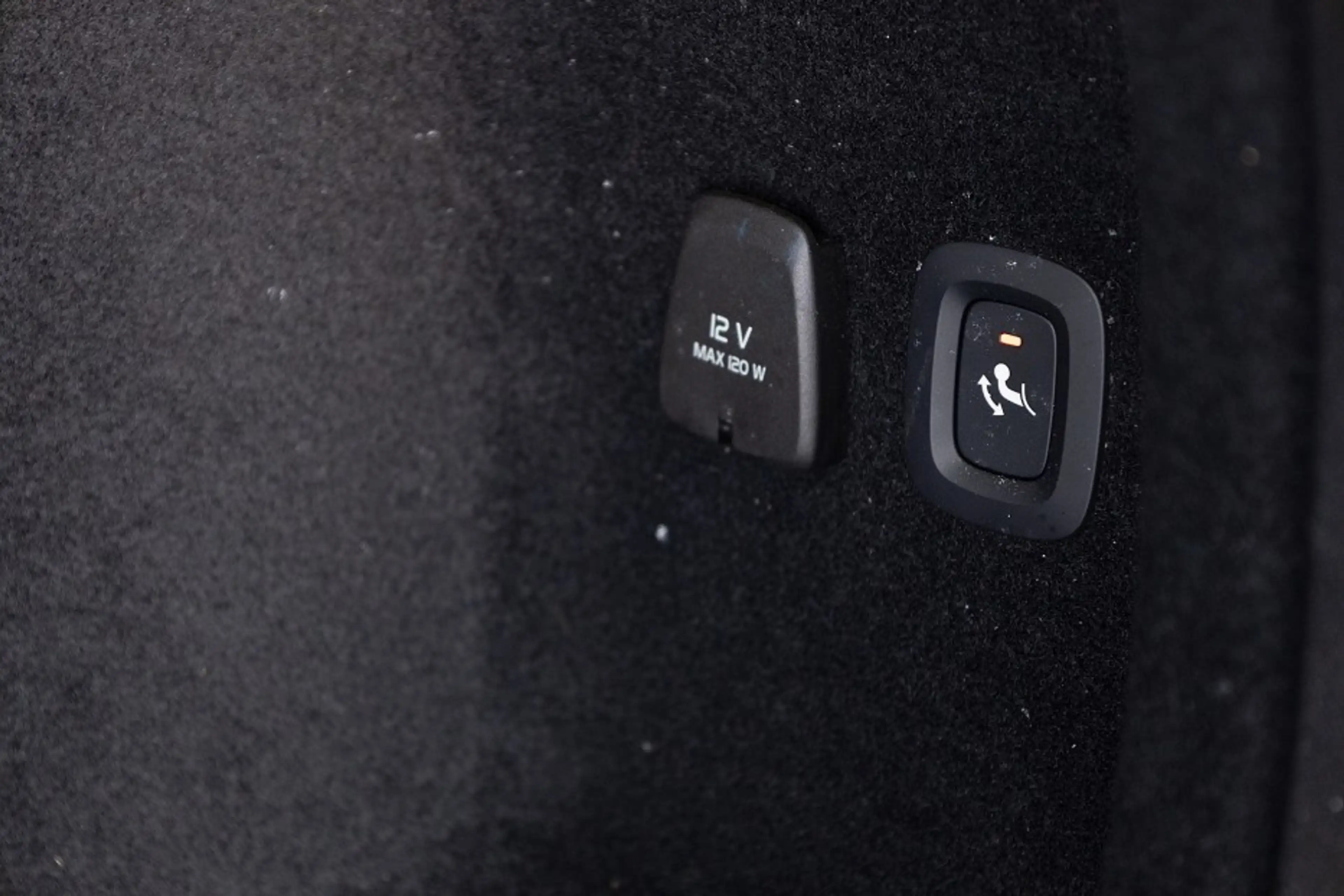 Volvo V60 Cross Country 2.0 T5 AWD Pro | LEDER | harman/kardon — photo 26
