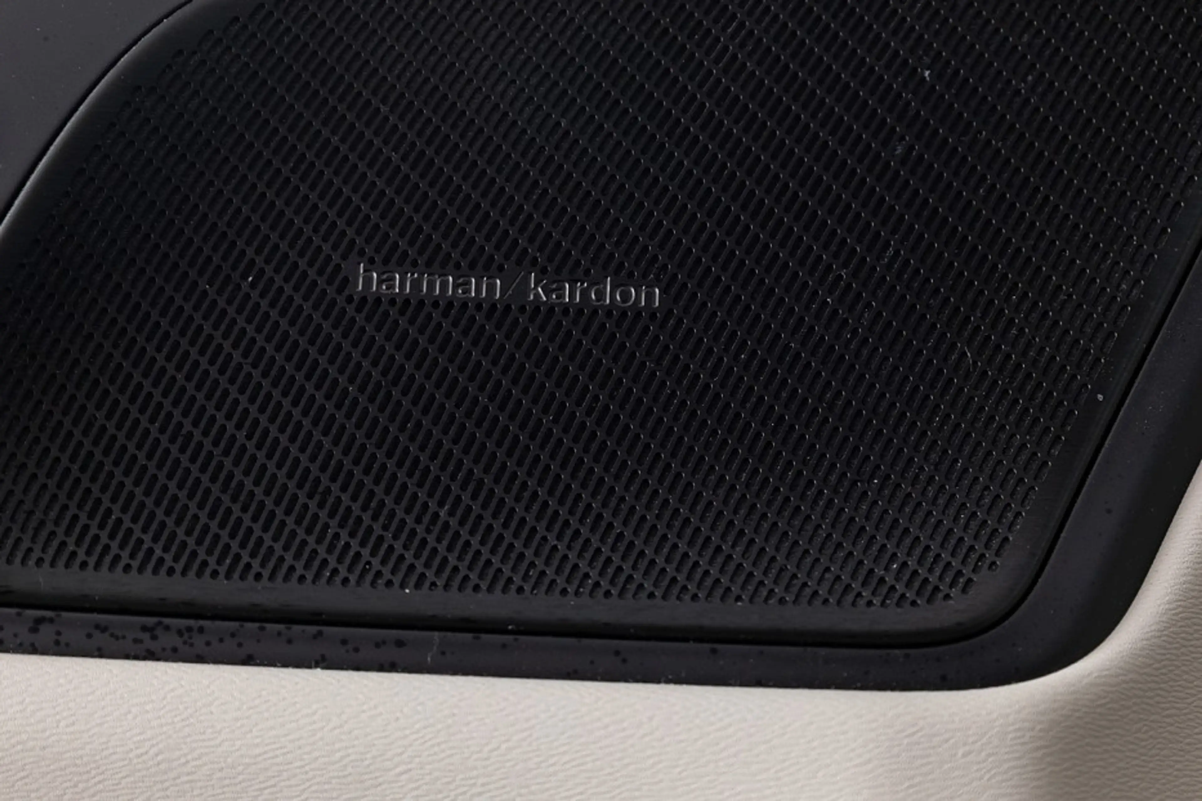 Volvo V60 Cross Country 2.0 T5 AWD Pro | LEDER | harman/kardon — photo 12