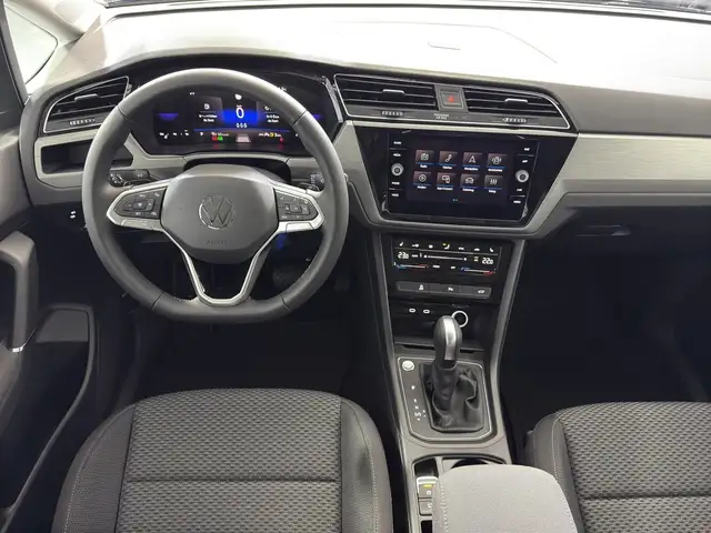 Volkswagen Touran view 7
