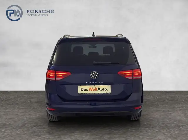 Volkswagen Touran view 5