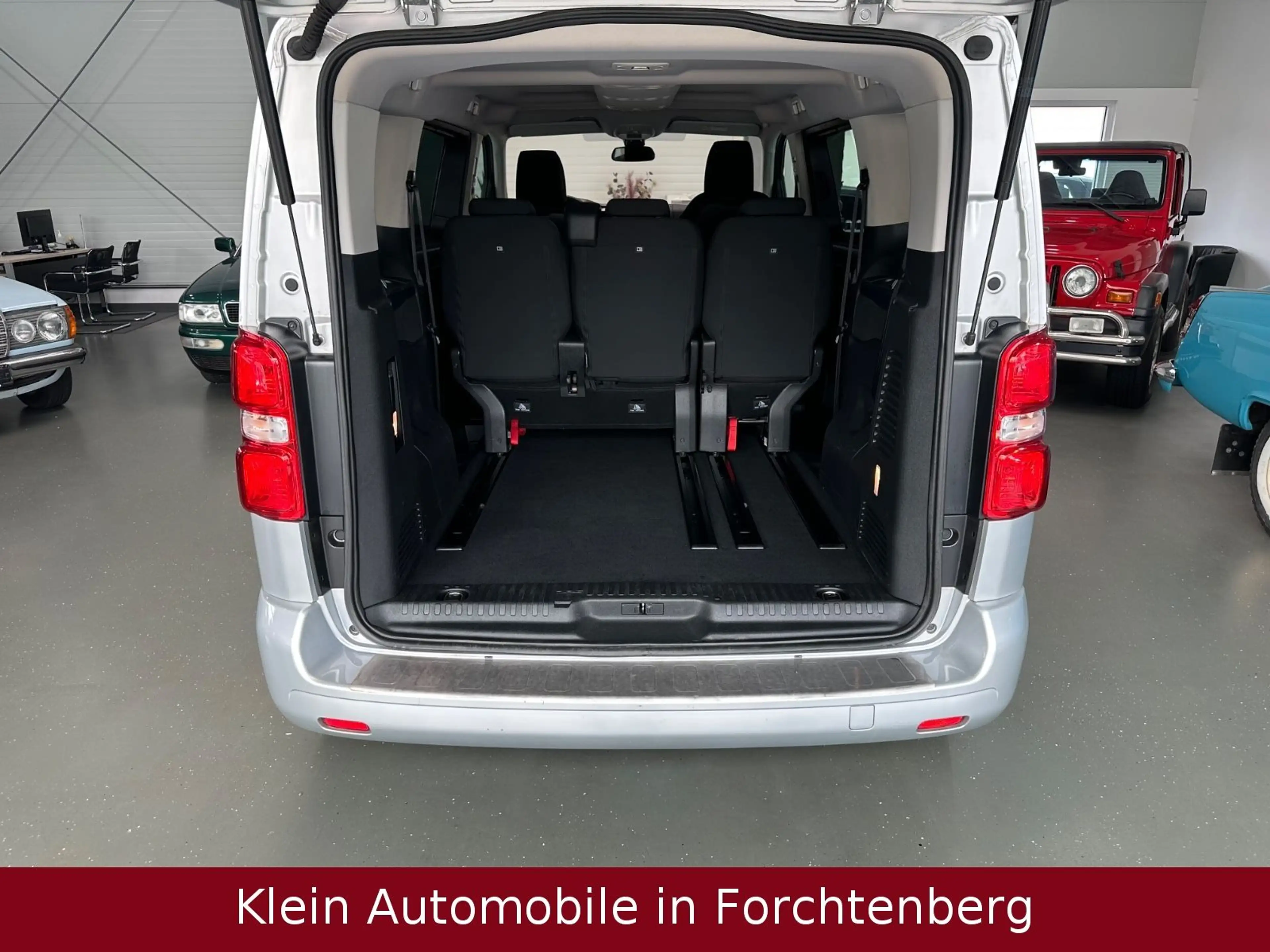 Peugeot Traveller Active L2 Klimaautomatik 5-Sitzer — photo 13