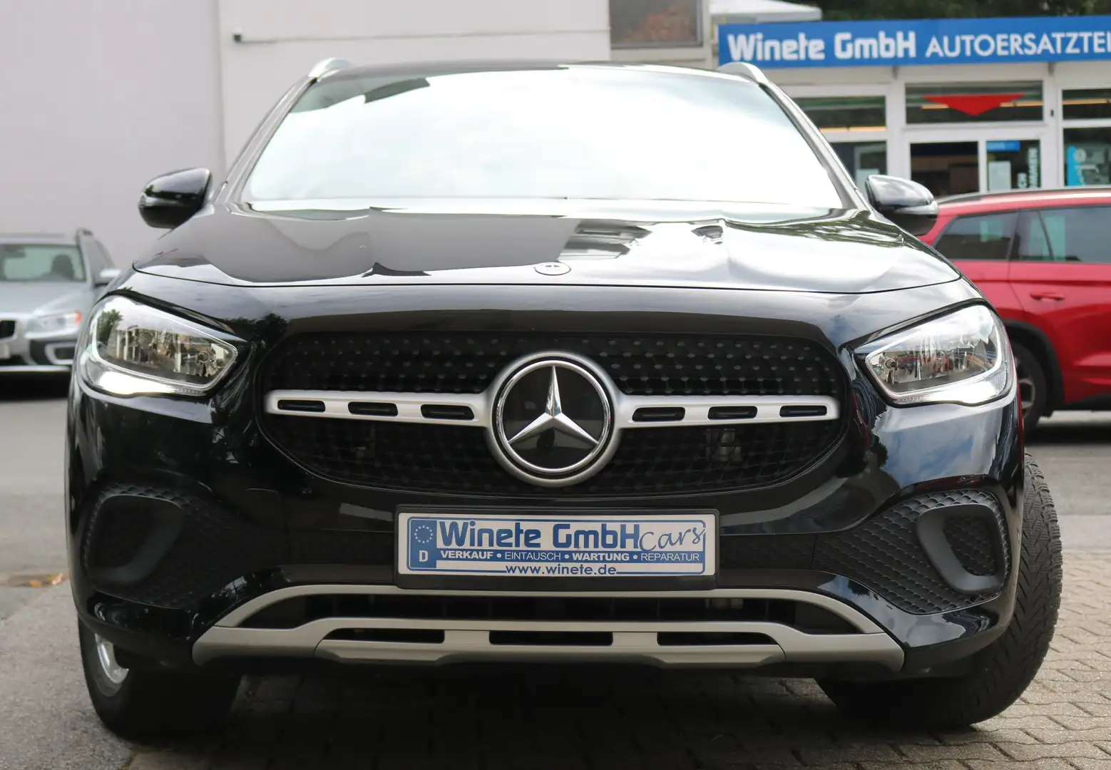 Mercedes-Benz GLA 200 d* 1HAND*SHZ*KAMERA*Teilleder*DAB*u.v.m Zwart - 2