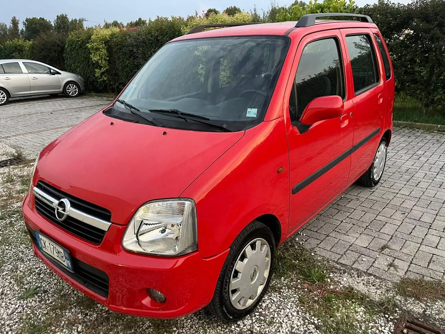 Opel Agila Agila 1.2 16V 'Njoy Rot - 1
