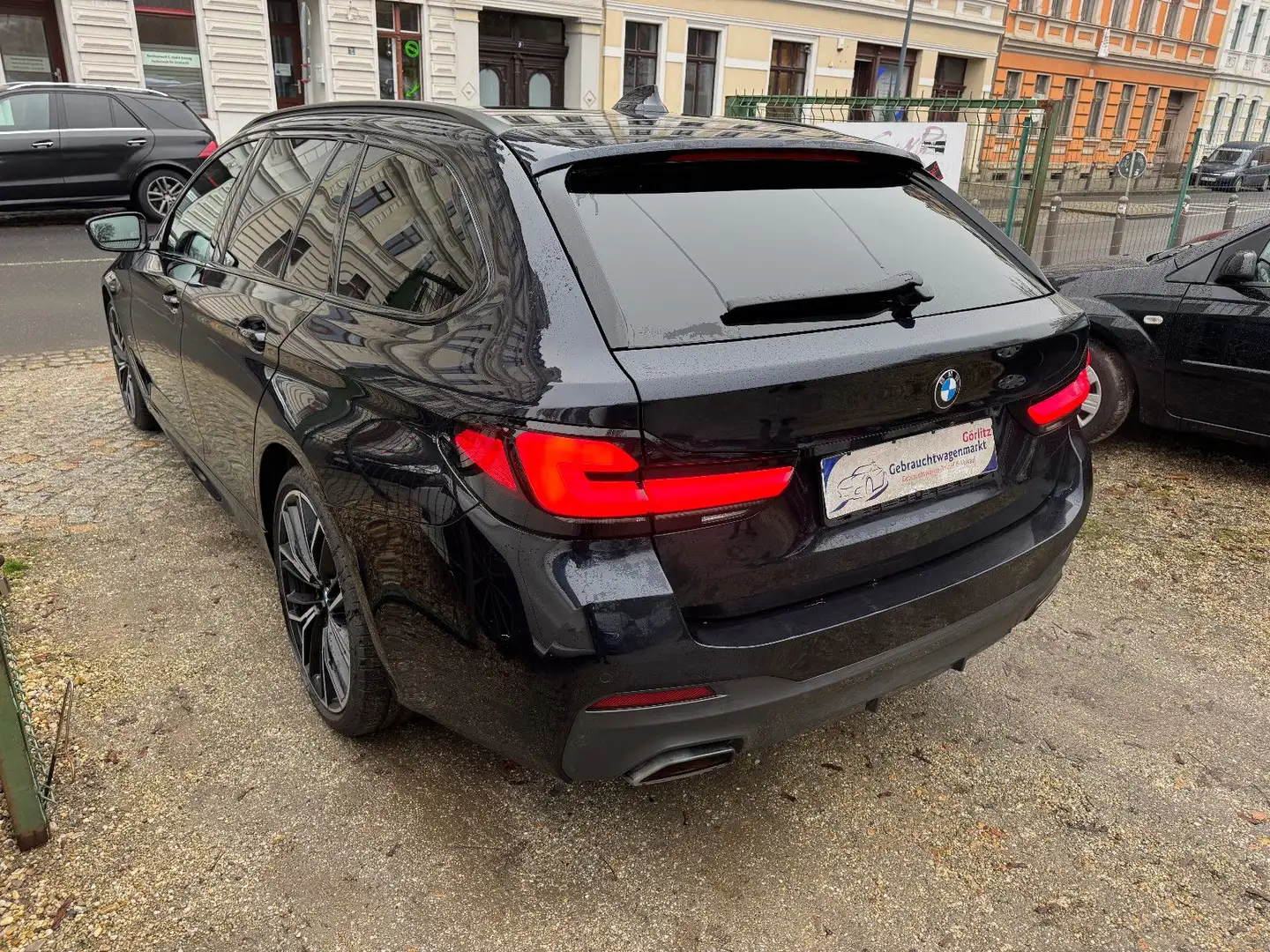BMW 530 d xDrive M Sport Harman-Kardon Head-Up Schwarz - 2