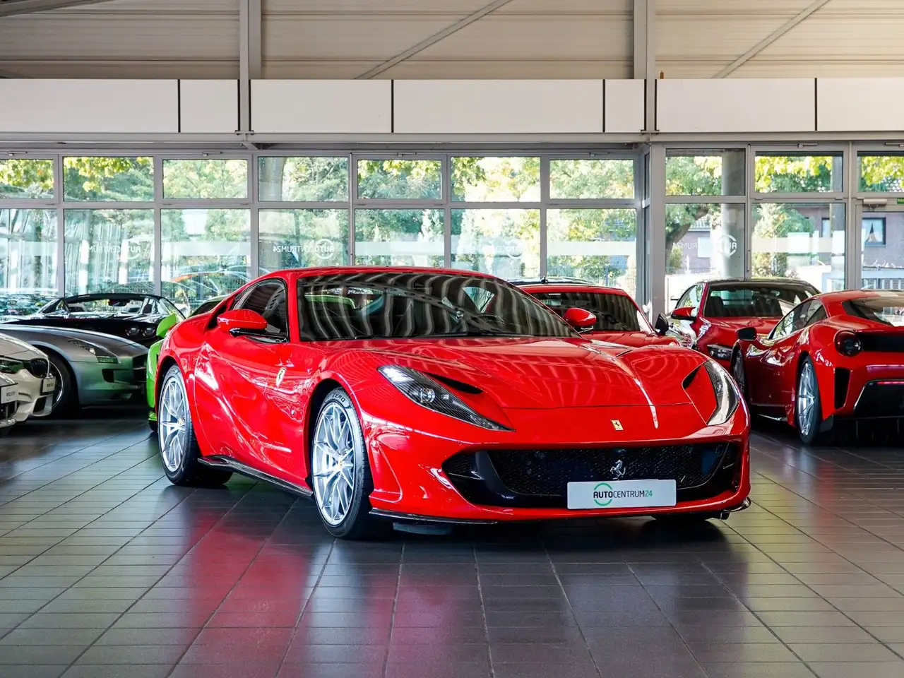 Ferrari 812