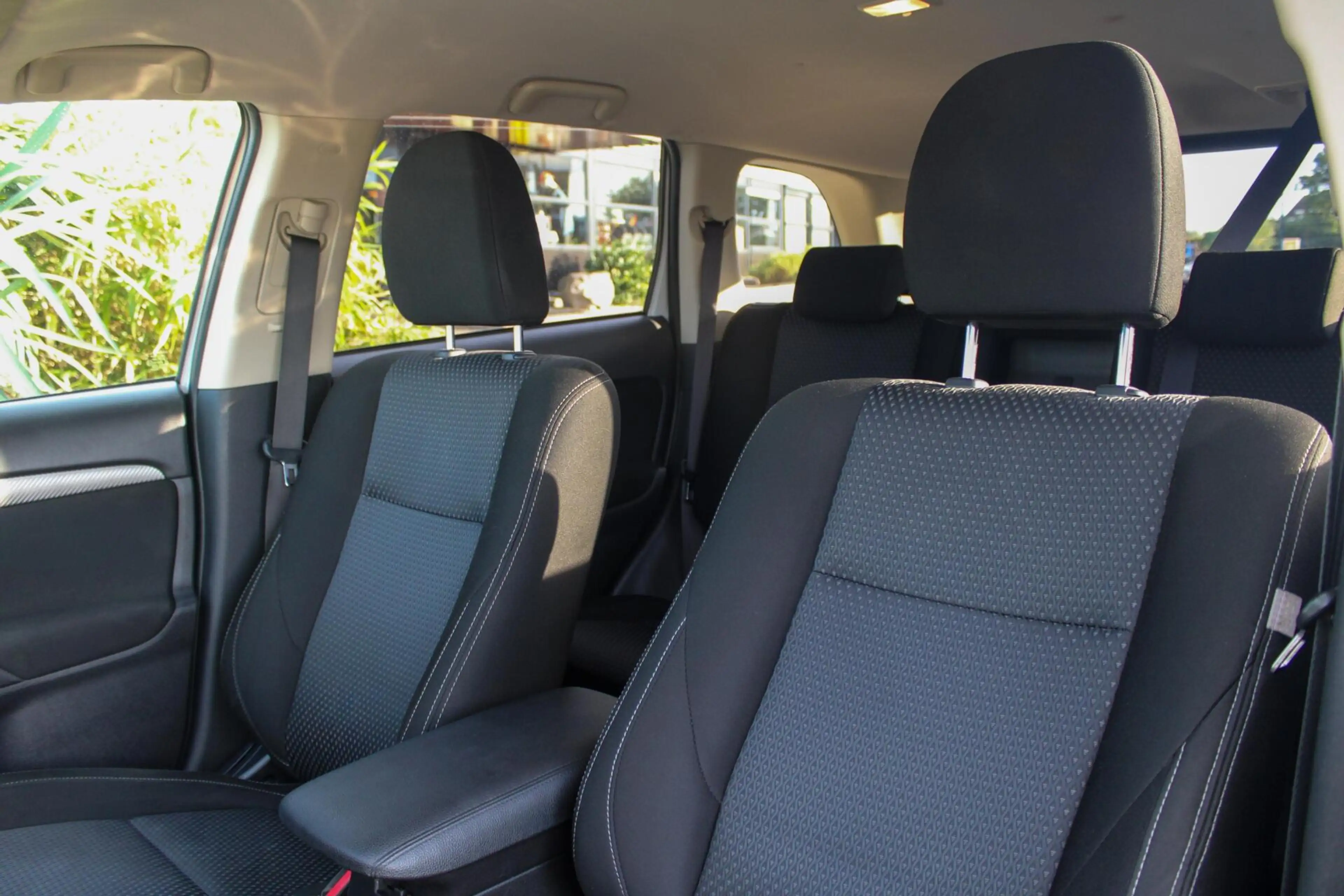 Mitsubishi Outlander 2.0 Business Edition|GARANTIE|DEALER OH — photo 12