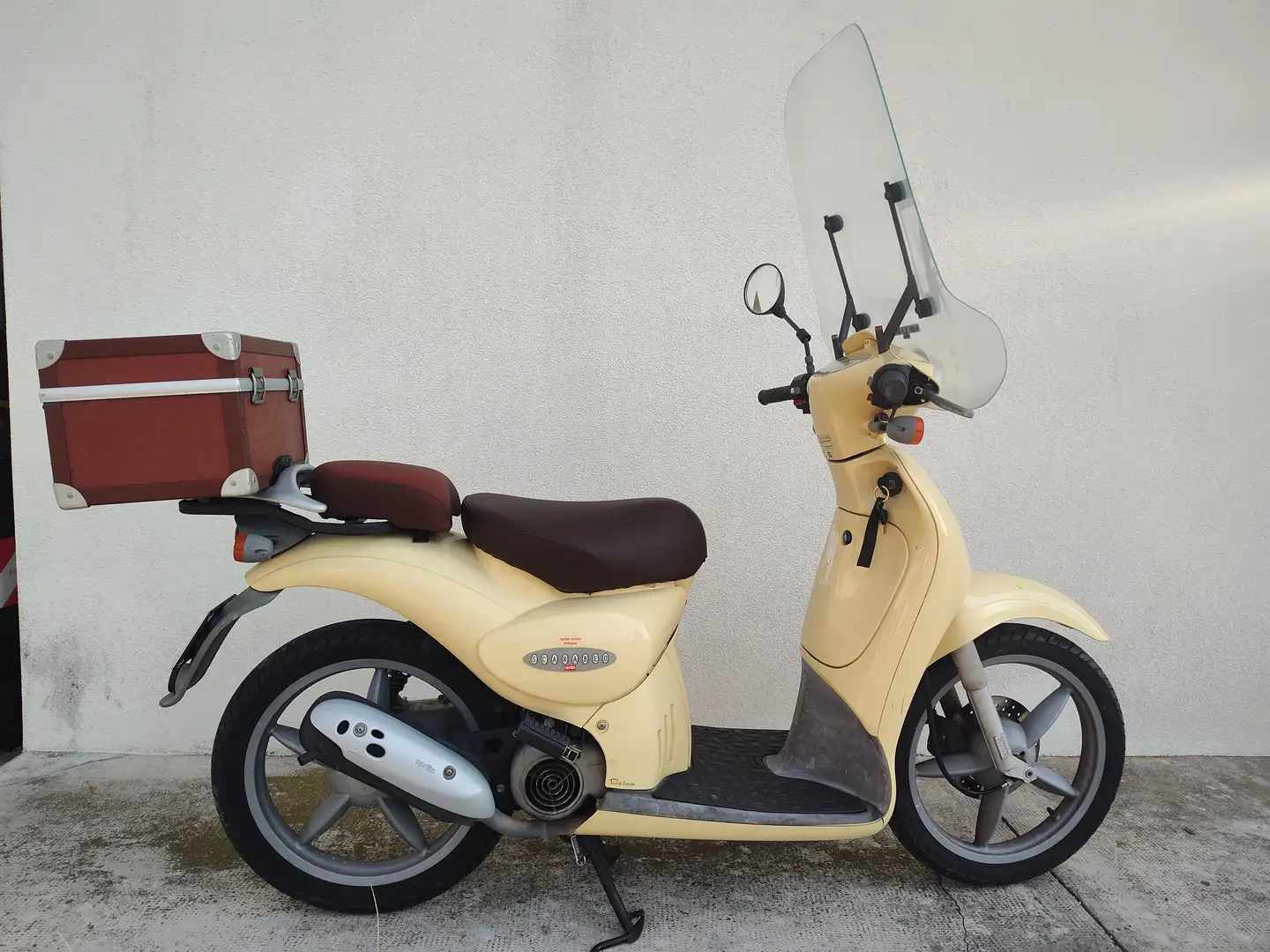 Aprilia Scarabeo Deluxe 50 cc 2T - 1