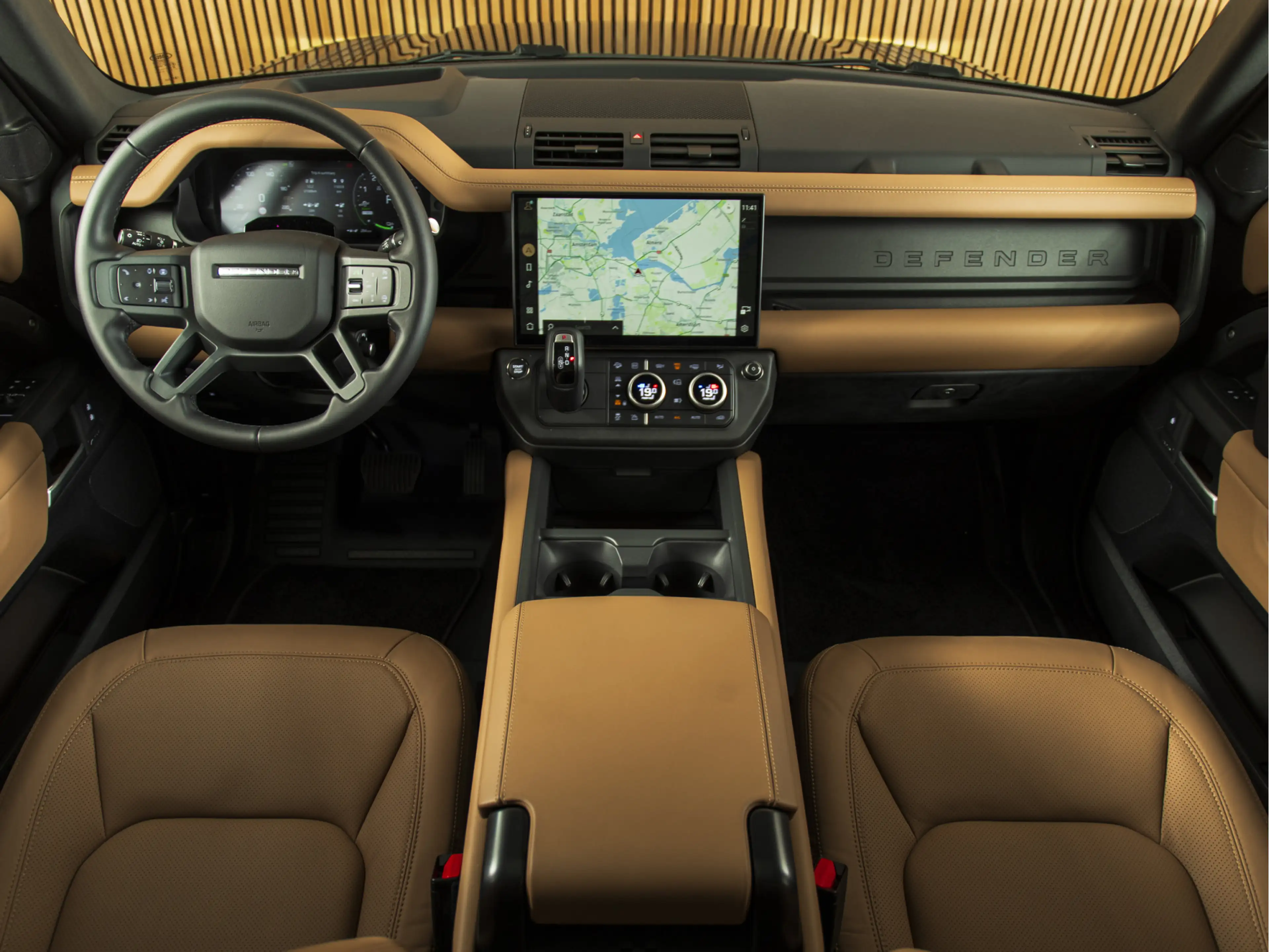 Land Rover Defender 110 2.0 P300e 110 X-Dynamic HSE MY26 | PANO | HUD — photo 11