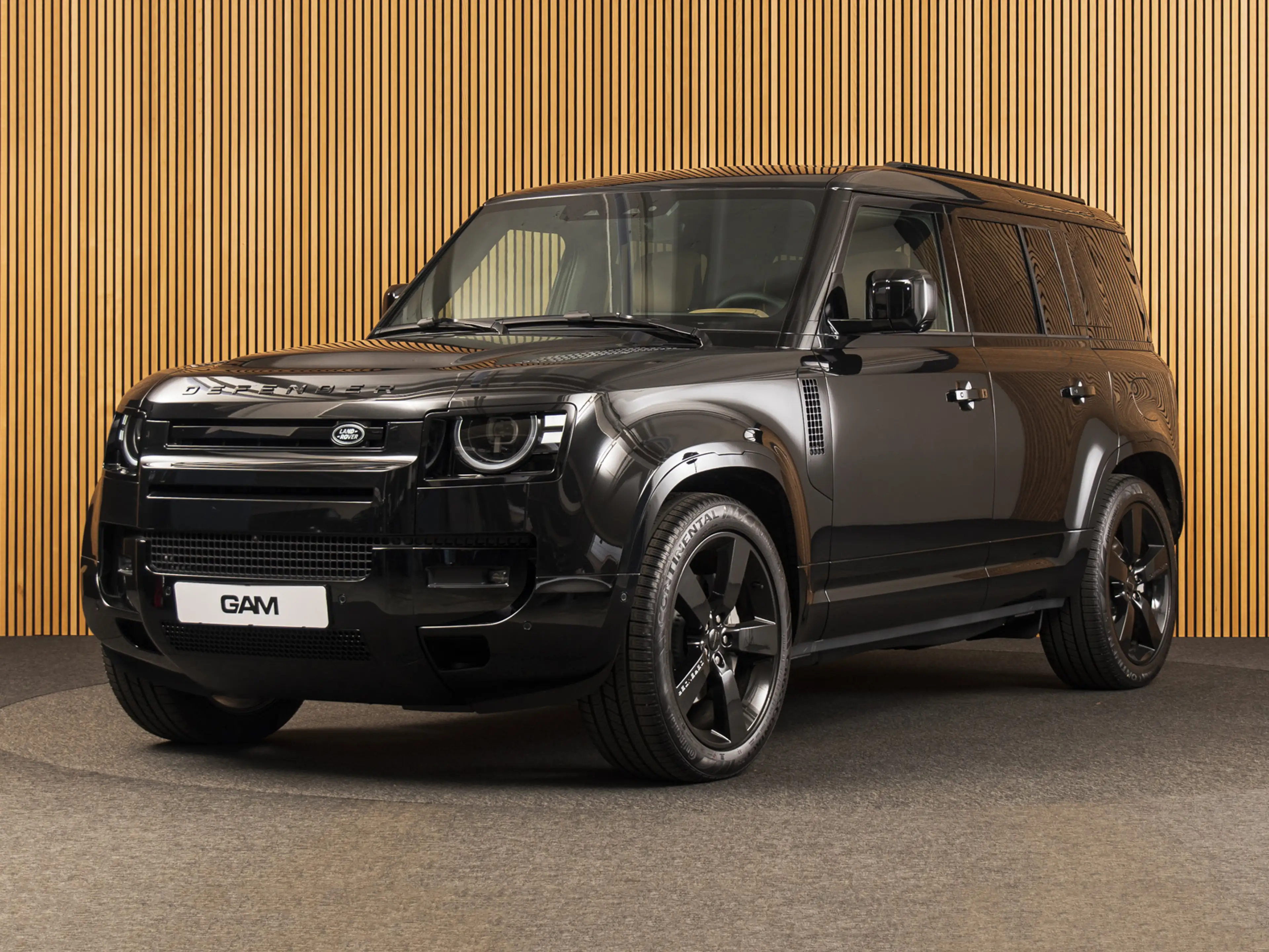 Land Rover Defender 110 2.0 P300e 110 X-Dynamic HSE MY26 | PANO | HUD