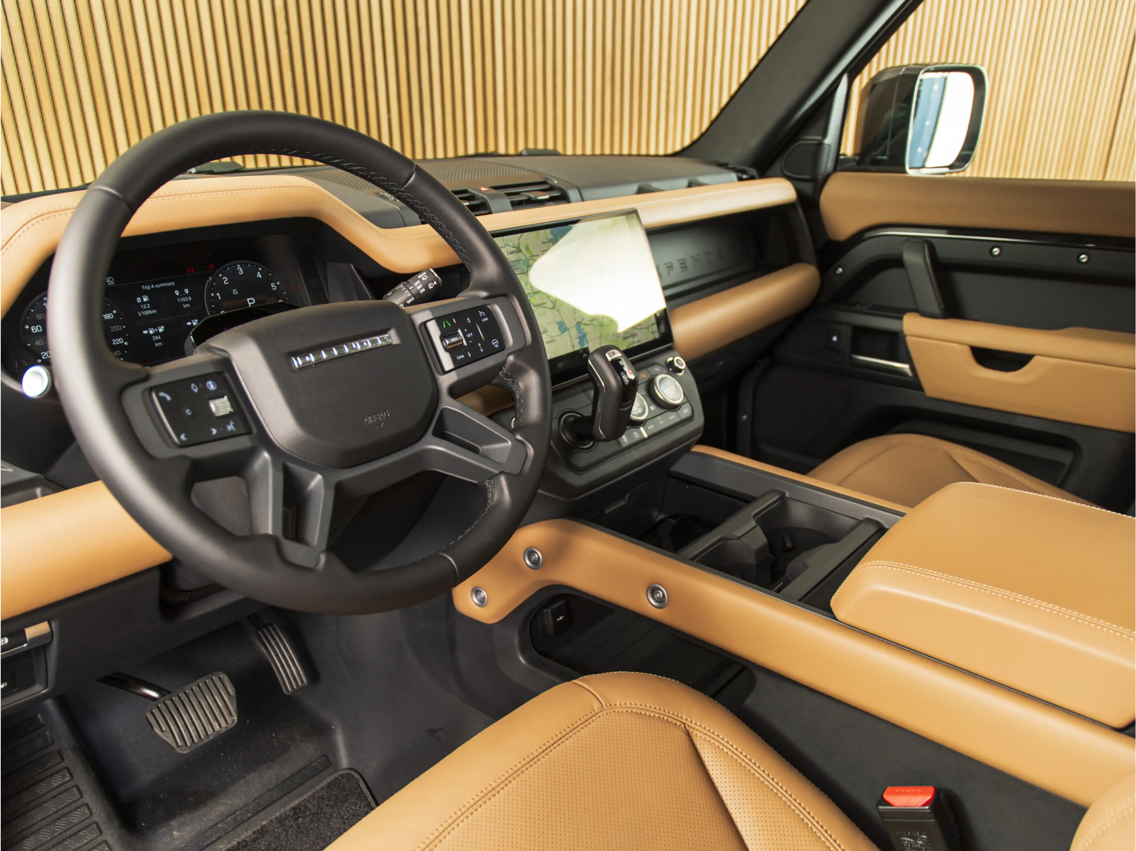 Land Rover Defender 110 2.0 P300e 110 X-Dynamic HSE MY26 | PANO | HUD — photo 13