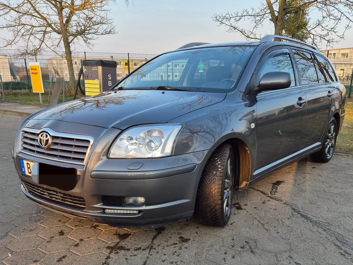 Toyota Avensis Avensis 2.2 D-CAT Combi Executive Gris - 1