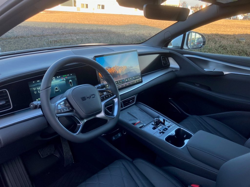 BYD Sealion 7 Excellence AWD — photo 11