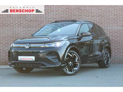 Volkswagen Tiguan 1.5 eTSI 150PK DSG R-Line |PANO|BLACK-STYLE|TREKHA