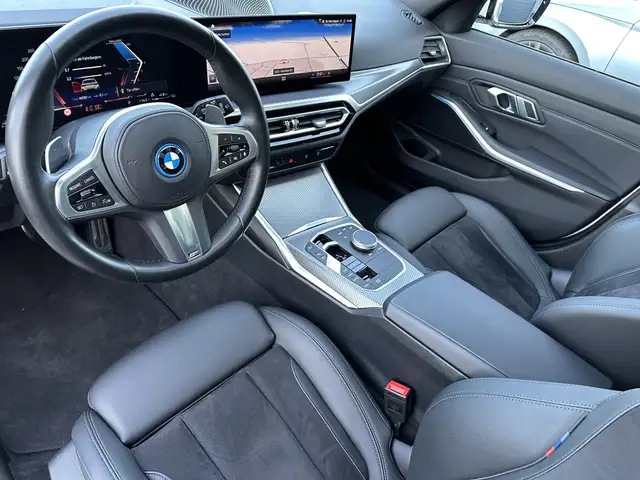 BMW M view 8