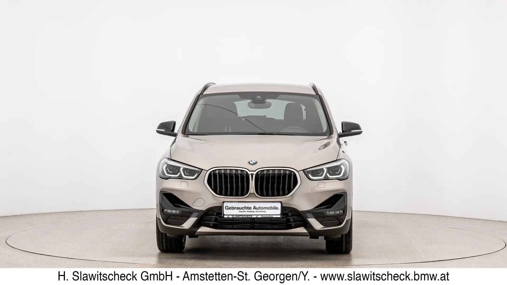 BMW X1 xDrive18d F48 Silber - 2