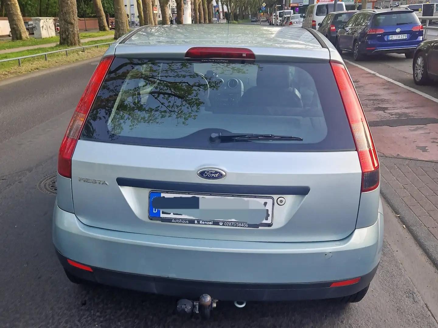 Ford Fiesta Fiesta 1.3Ambiente Argent - 2