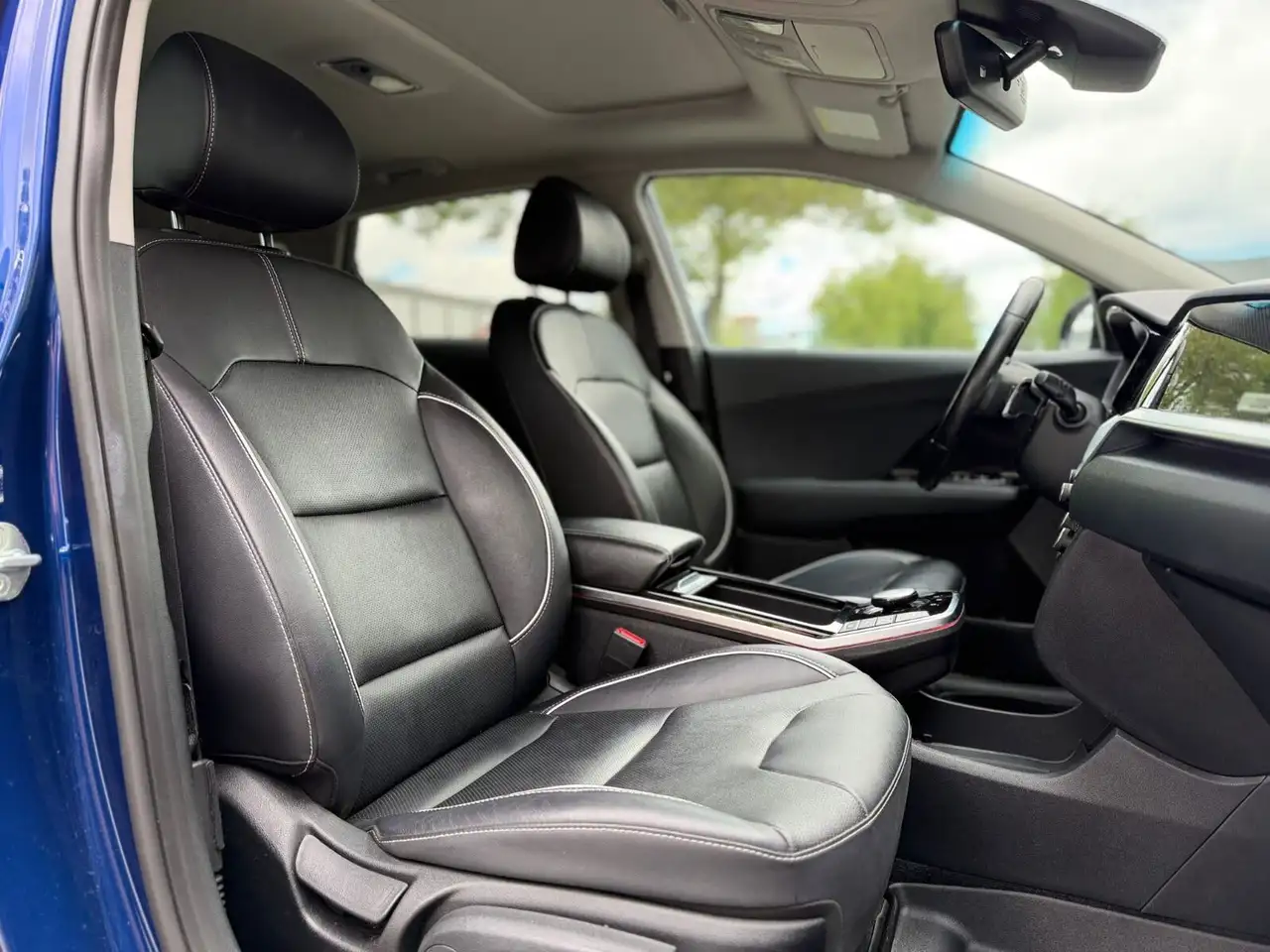 Kia Niro снимка Kia Niro