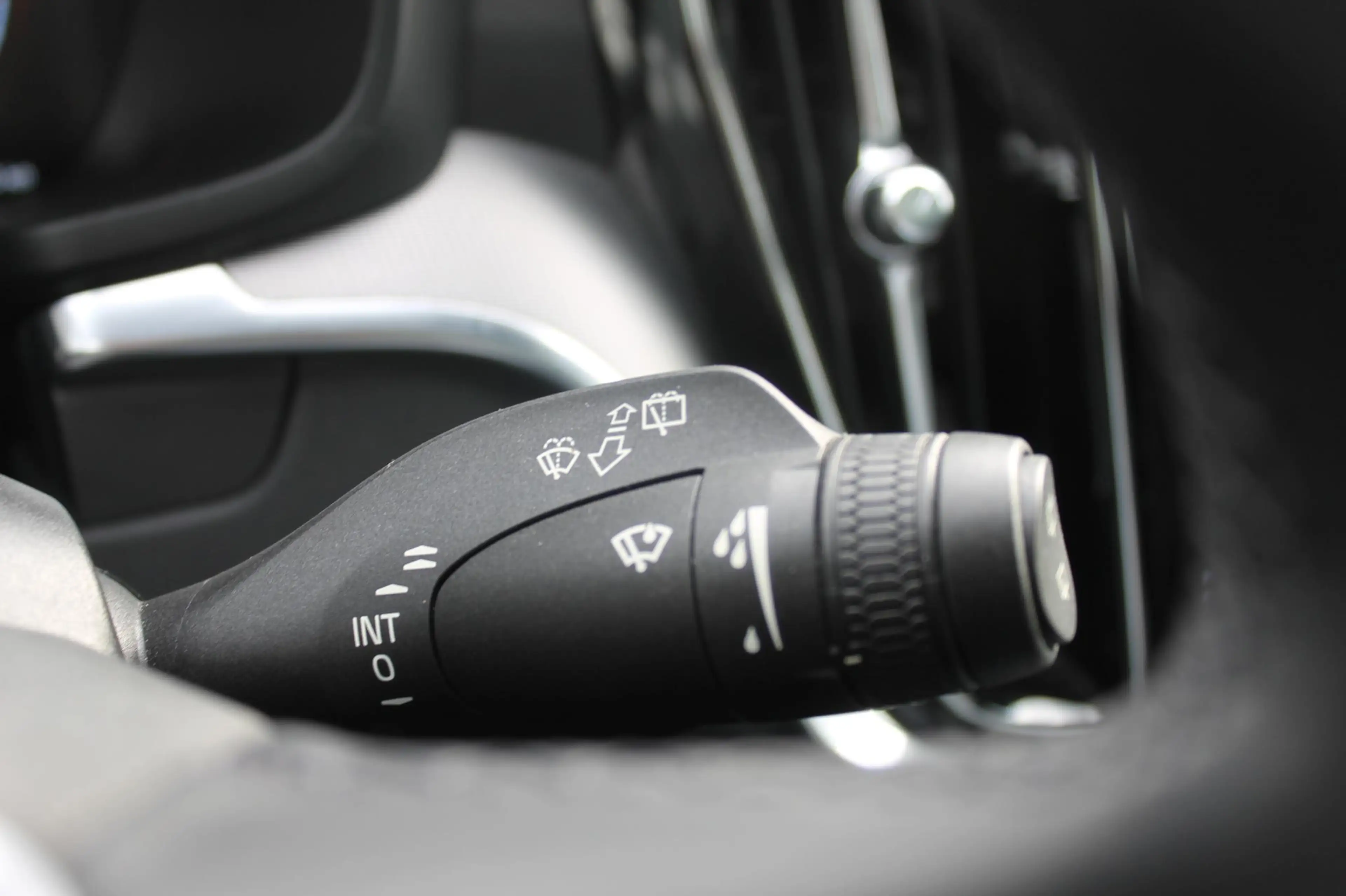 Volvo V60 T6 340pk automaat Recharge AWD R-Design Panoramich — photo 19