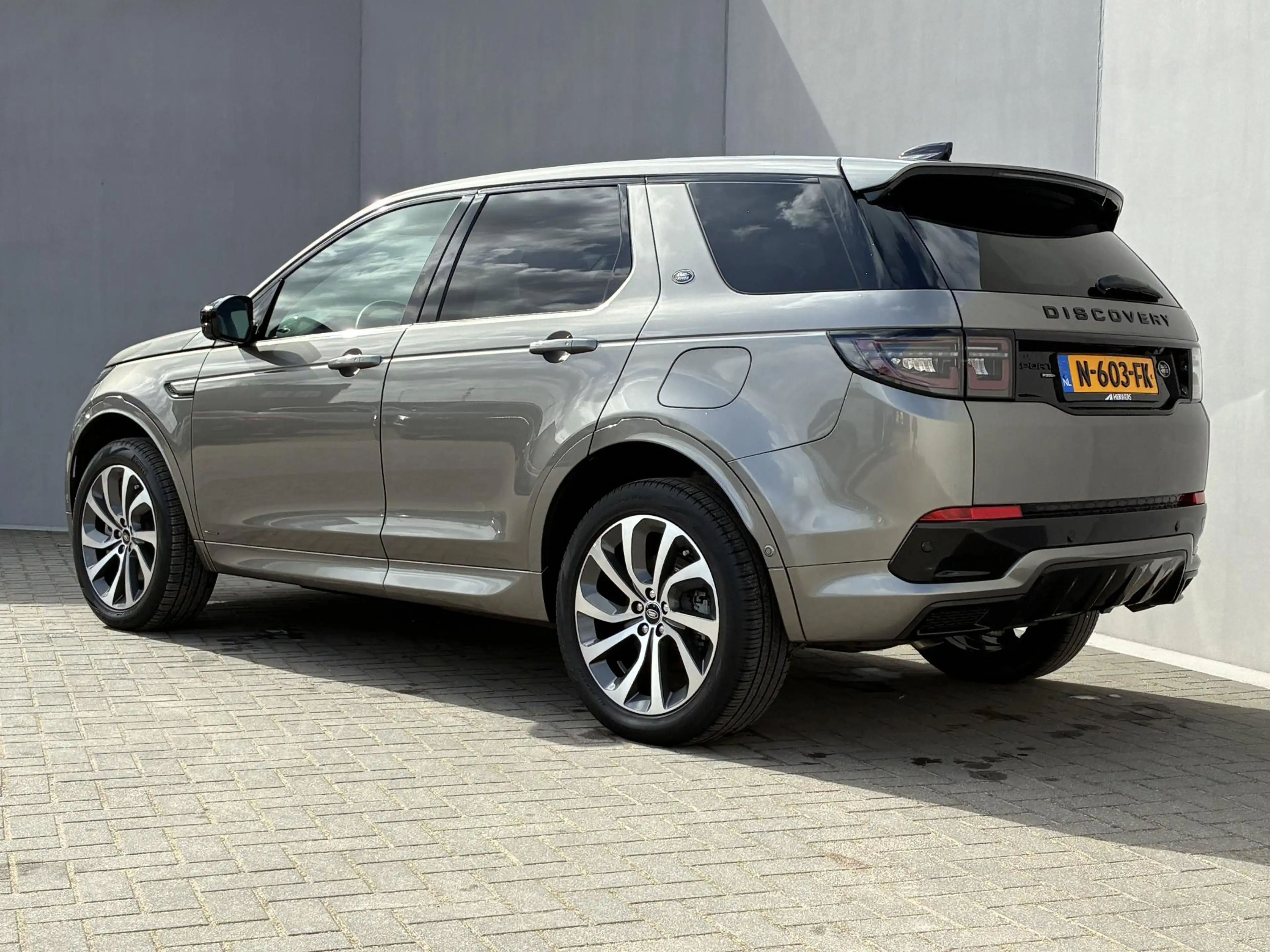 Land Rover Discovery Sport P300e 1.5 R-Dynamic HSE / Dealer Onderhouden / NL — photo 41