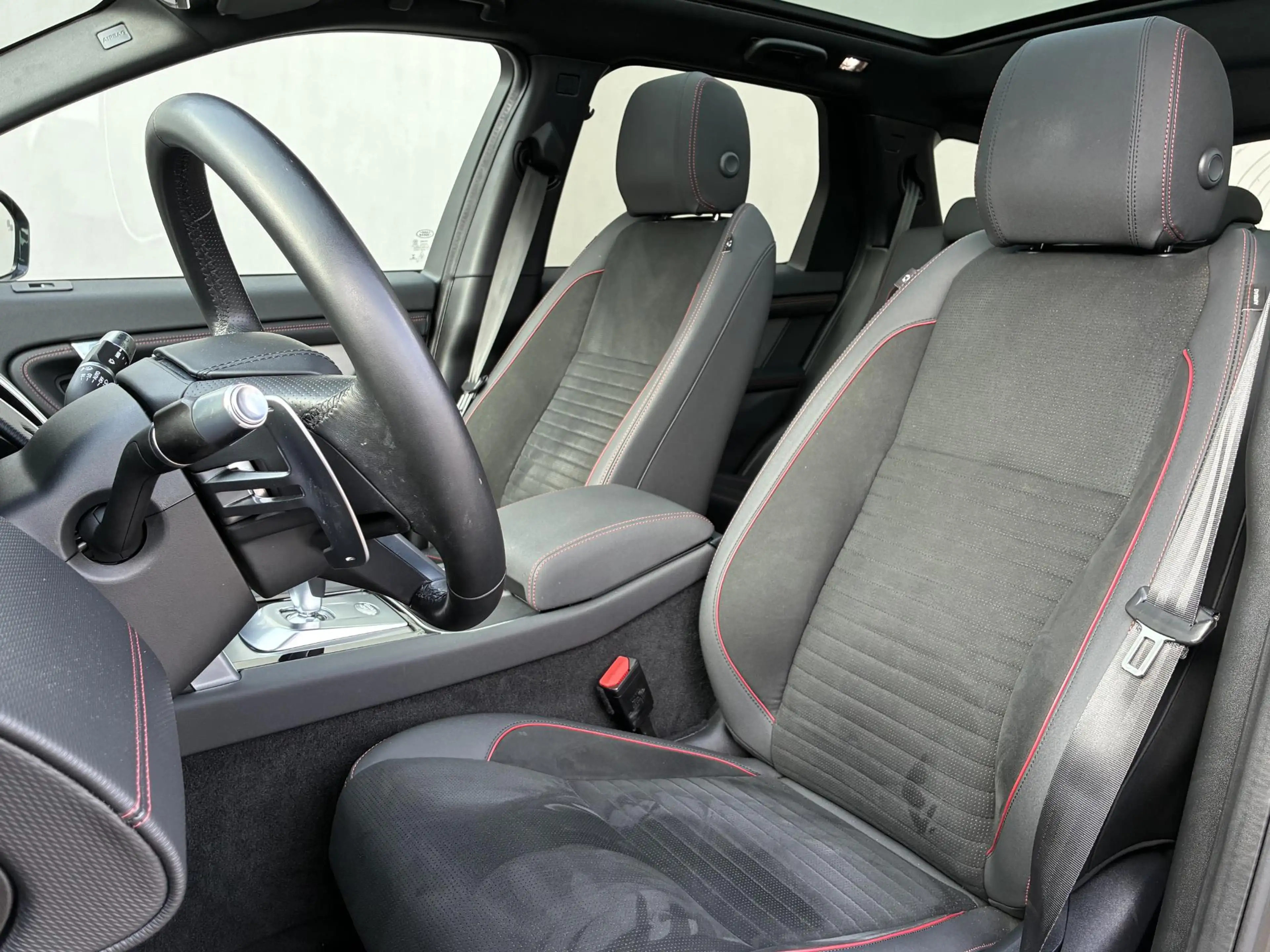 Land Rover Discovery Sport P300e 1.5 R-Dynamic HSE / Dealer Onderhouden / NL — photo 27