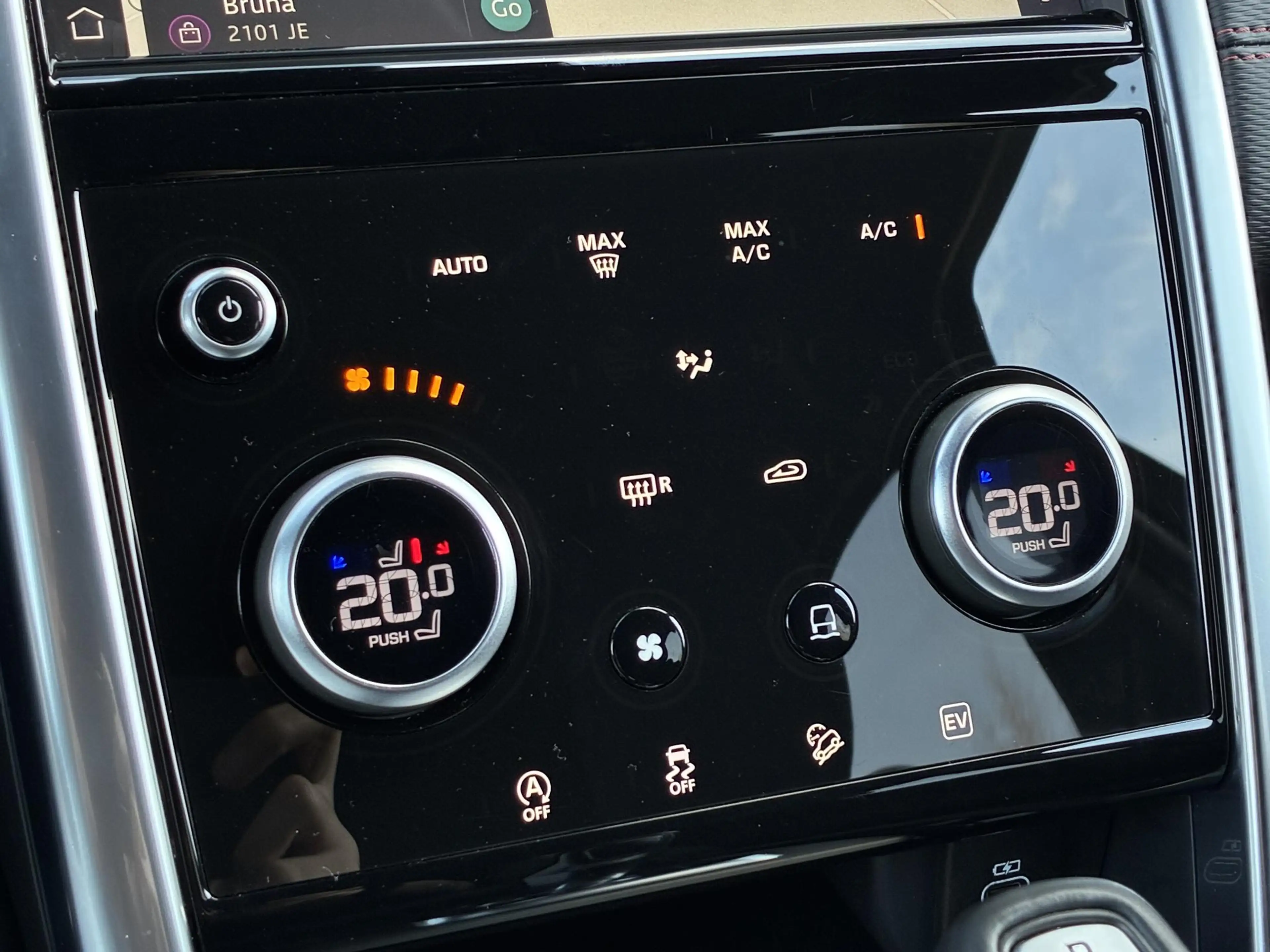 Land Rover Discovery Sport P300e 1.5 R-Dynamic HSE / Dealer Onderhouden / NL — photo 35