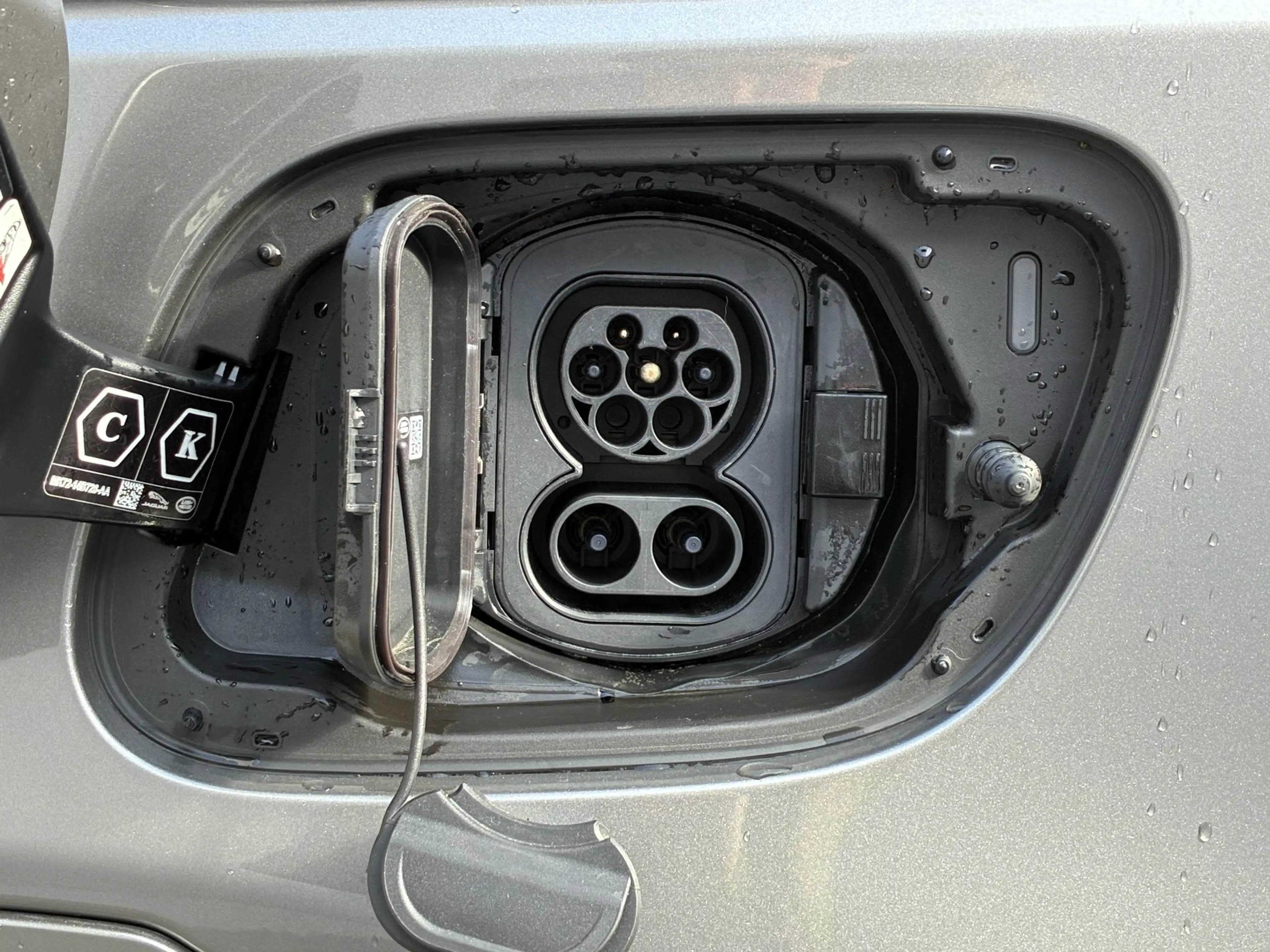 Land Rover Discovery Sport P300e 1.5 R-Dynamic HSE / Dealer Onderhouden / NL — photo 26