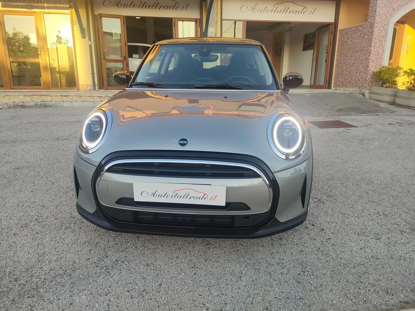 MINI Cooper Mini 3p 1.5 Cooper Camden auto Zilver - 1