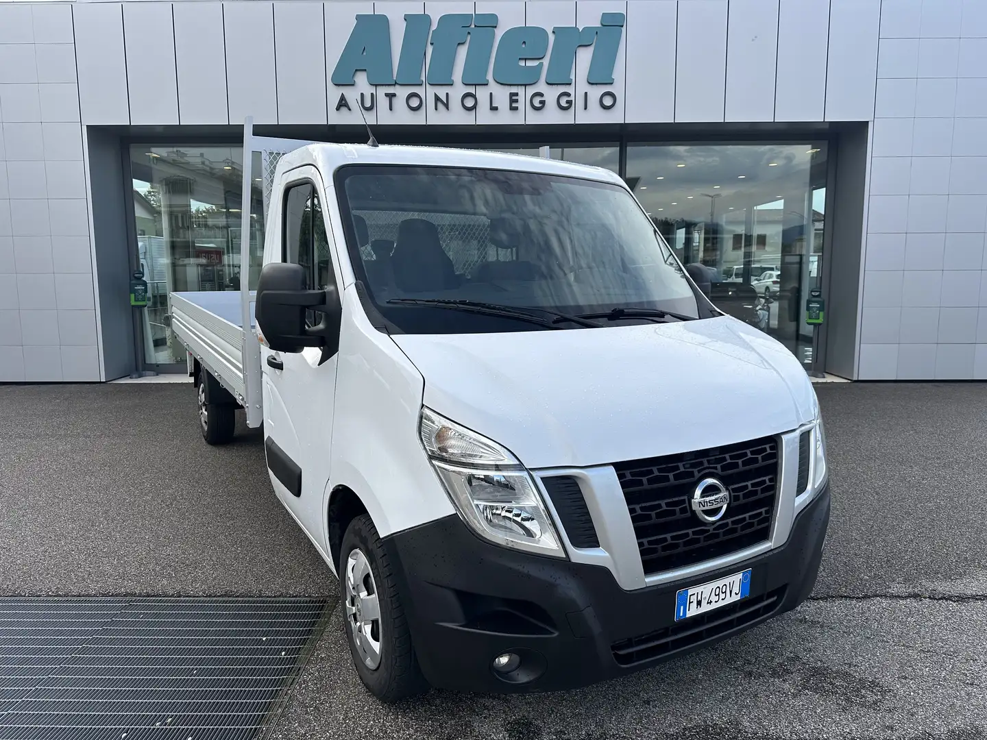 Nissan NV400 35 2.3dCi 130CV E6B CASSONE Clima 4200x2100 kg1400 Bianco - 1