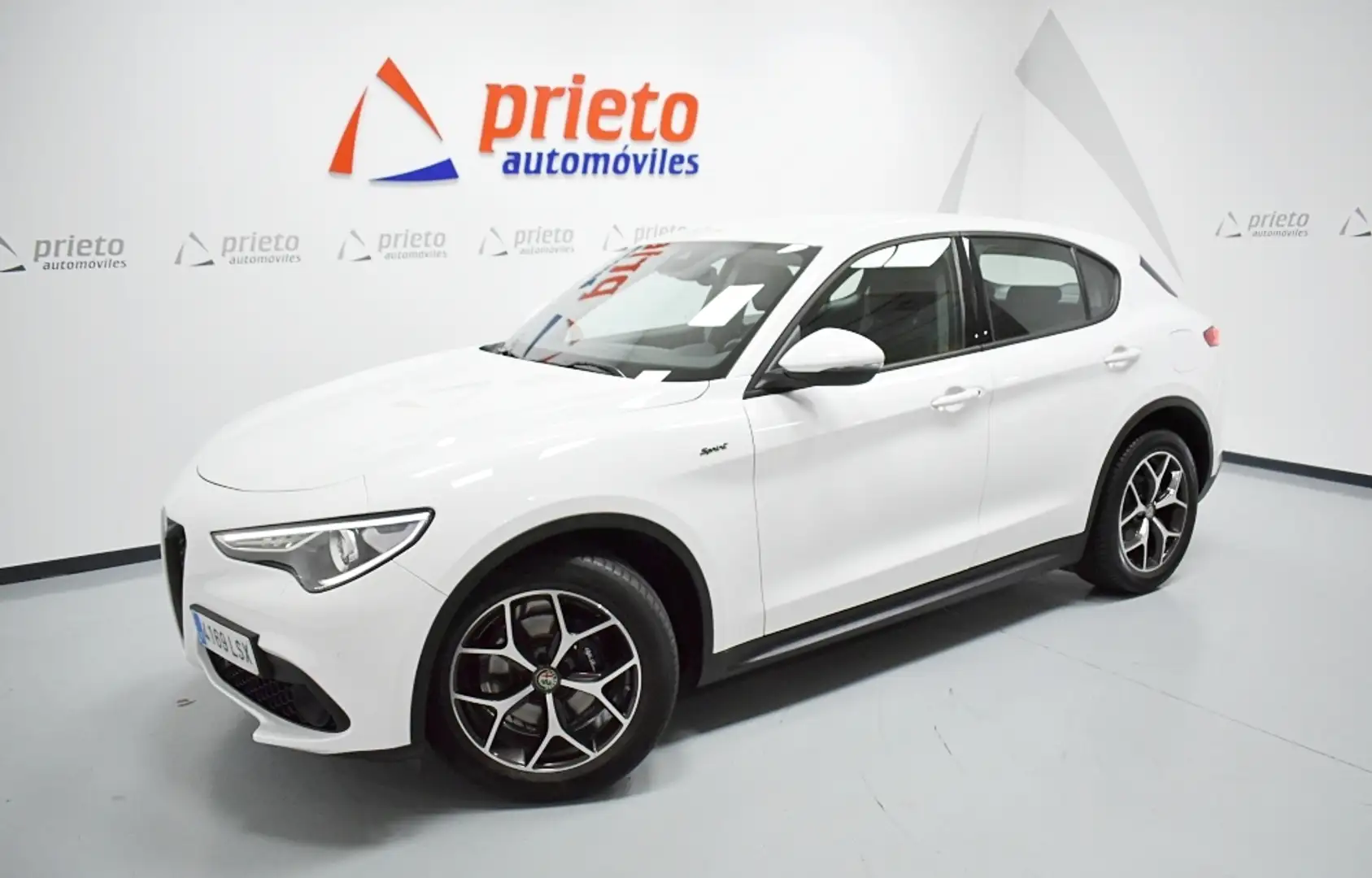 Alfa Romeo Stelvio 2.2 Sprint RWD 190 Aut. Blanco - 1