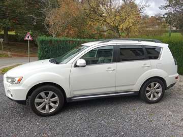 Outlander 2.2 DI-D Nomad  DPF