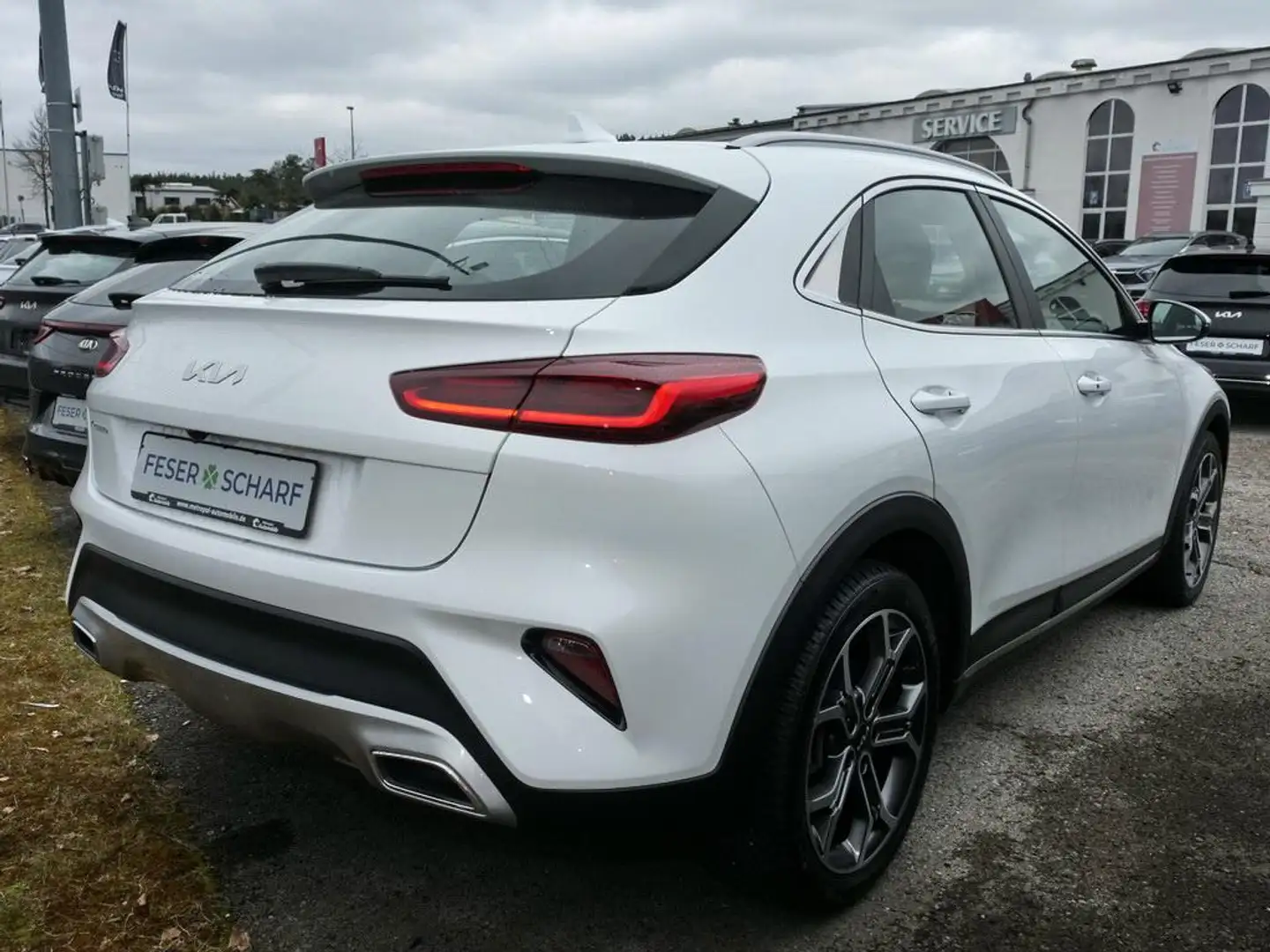 Kia XCeed 1.5 T-GDI DCT Spirit XClusive Navi LED Sitzhzg. AC Blanco - 2