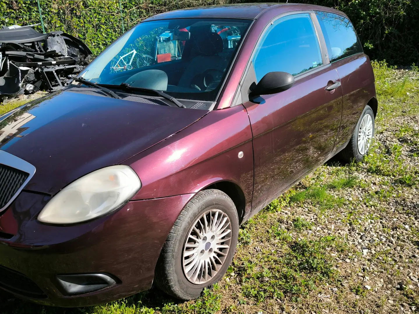 Lancia Ypsilon Ypsilon 1.2 8v Versus - Bordeaux Lilla - 1